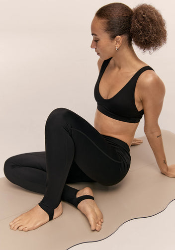 Casall Studio Ankle Tights leggings neri con staffa