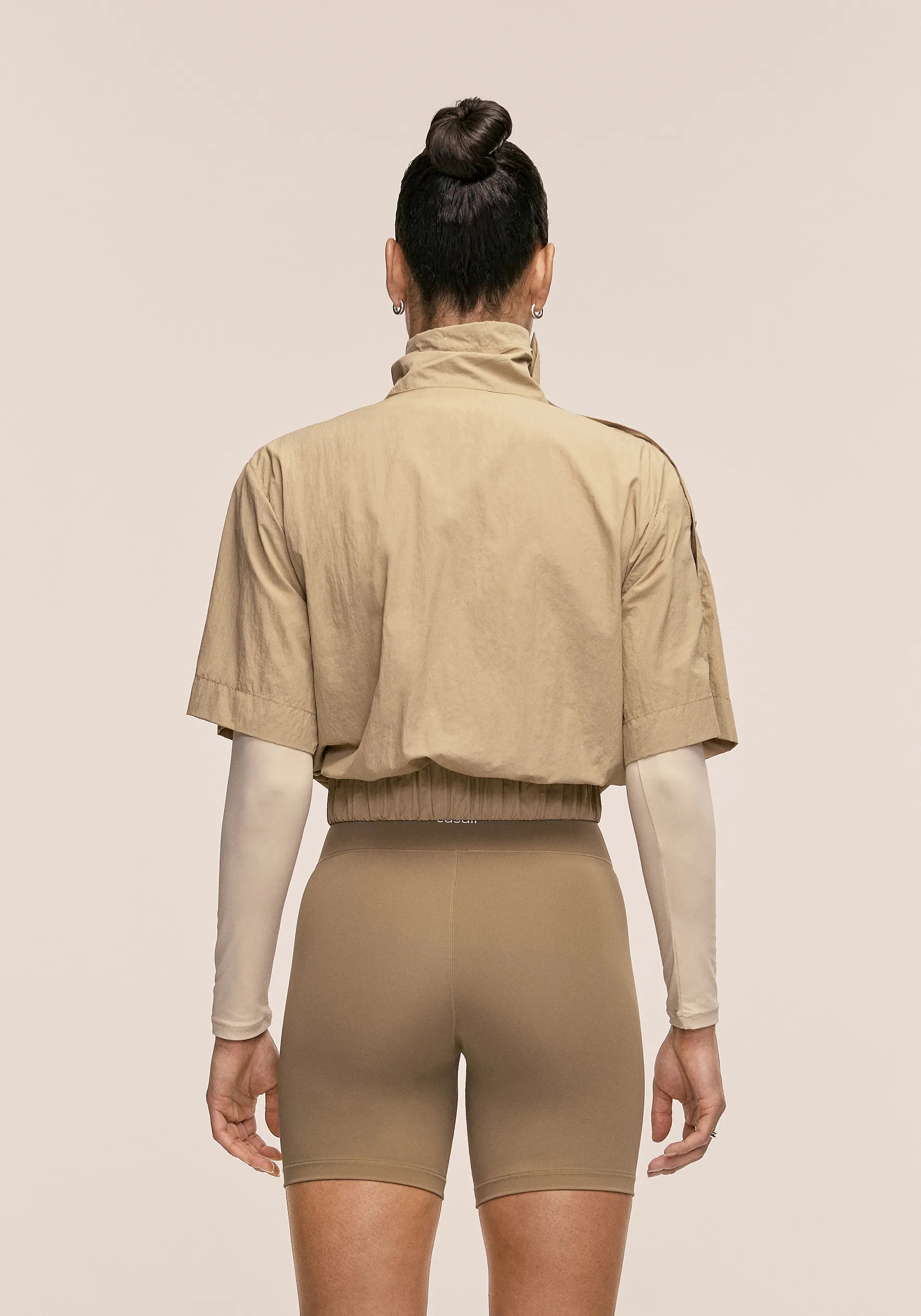 Casall Active Short Sleeve giacca sportiva dark sand cropped
