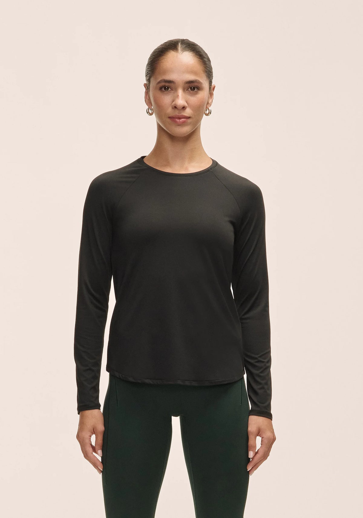 Casall Essential Long Sleeve maglia donna nera maniche lunghe