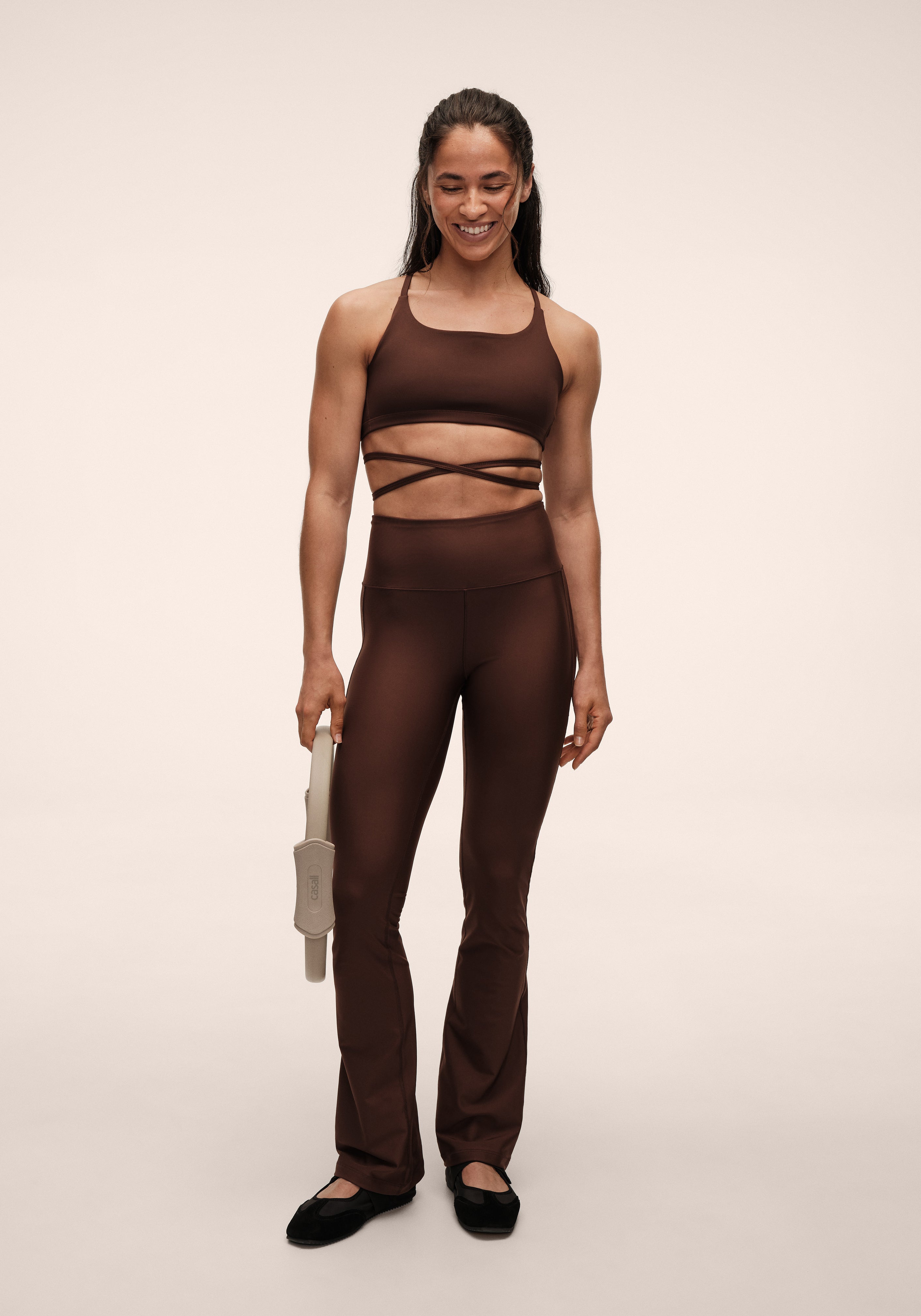 Casall Flare High Waist Pant pantaloni marrone shaping