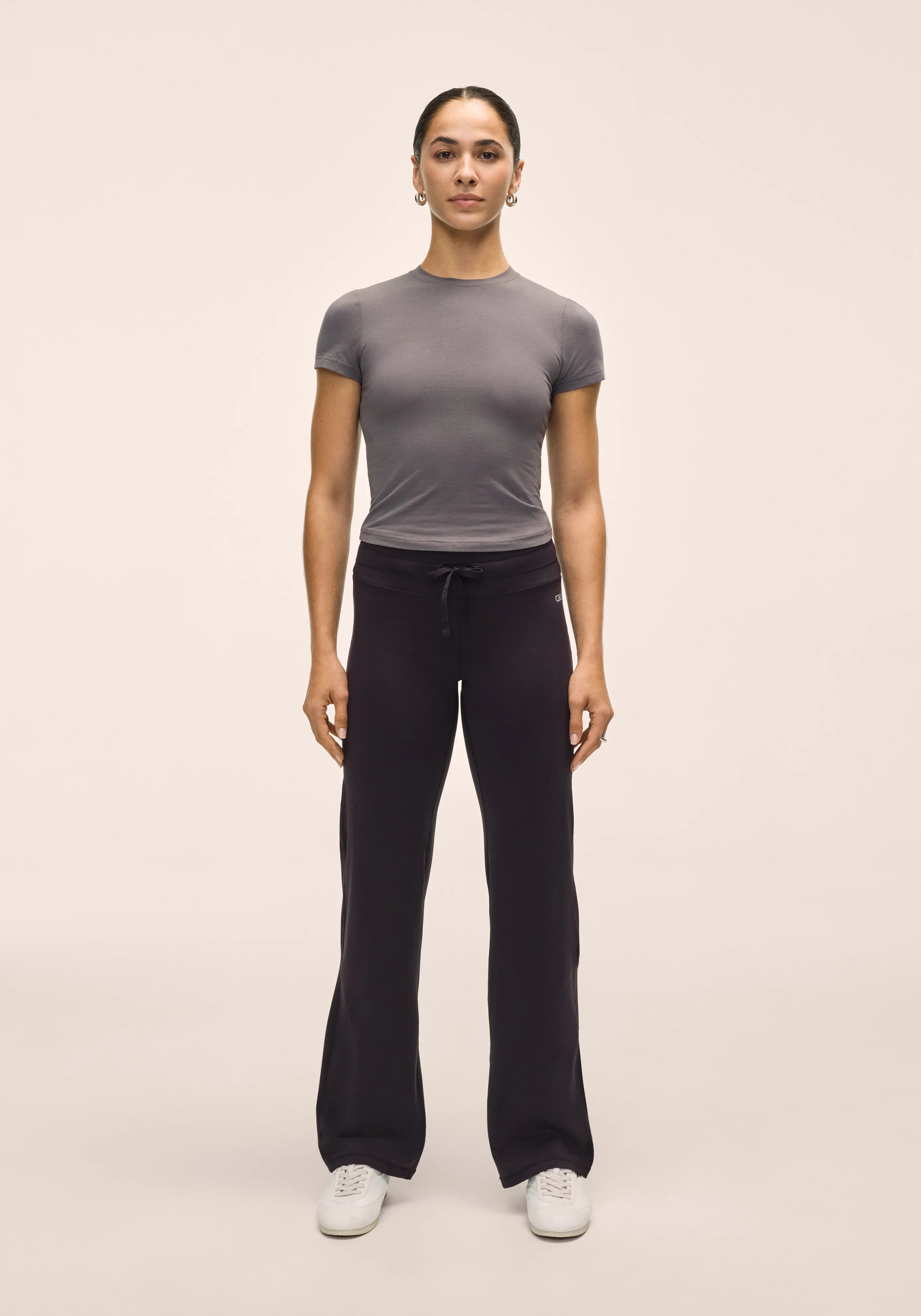 Casall Cotton Blend Slim Tee t-shirt grigio scuro cotone bio