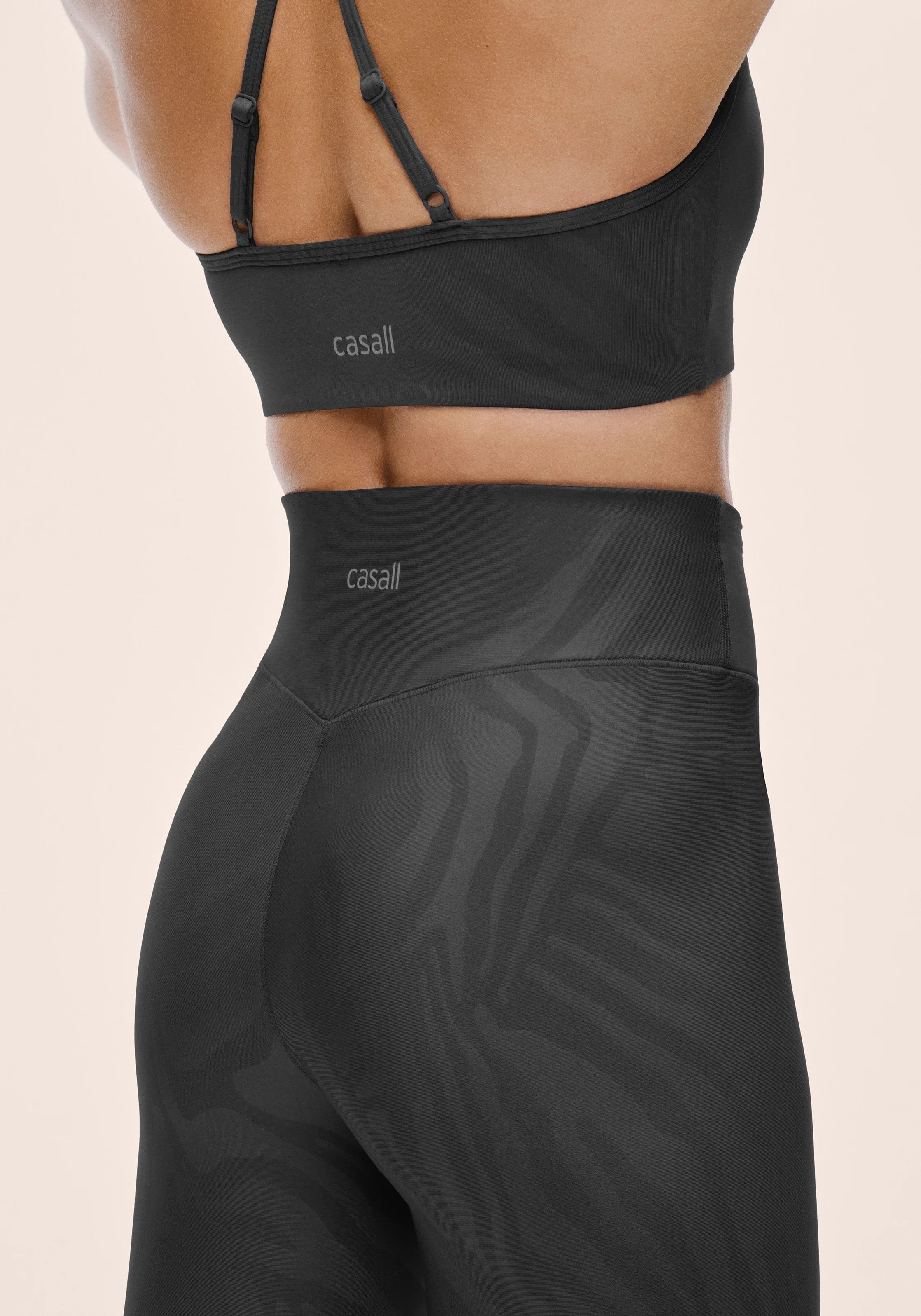 Casall Sleek Strappy Printed reggiseno zebra nero medio