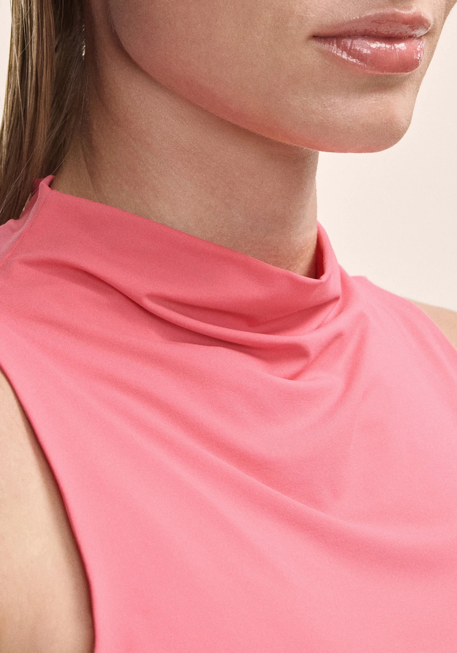 Casall Drapy Funnel Neck top sportivo rosa