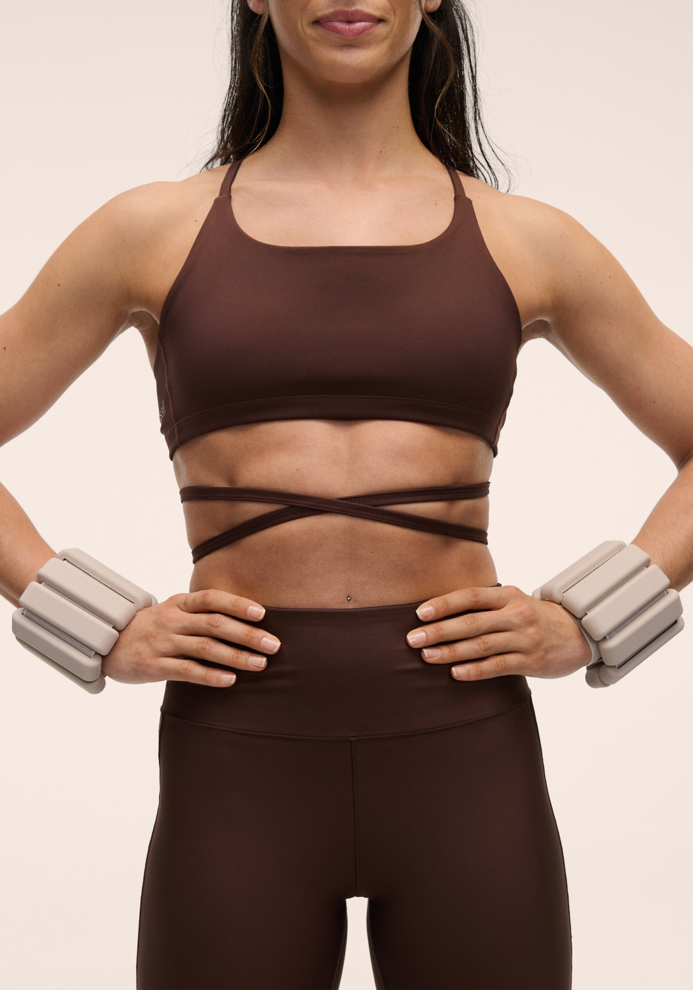 Casall Lace-Up Strap Top marrone scuro yoga