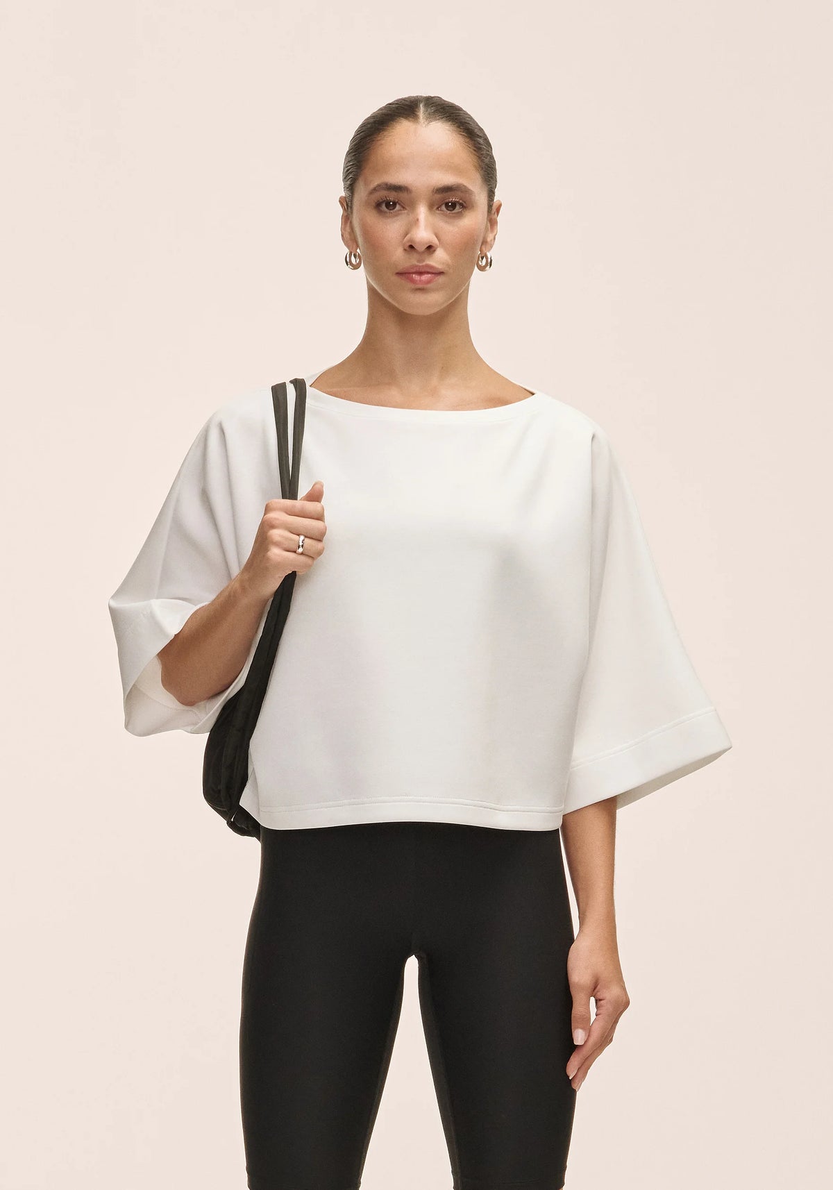 Casall Aria Cropped Boatneck maglia cropped bianca rilassata