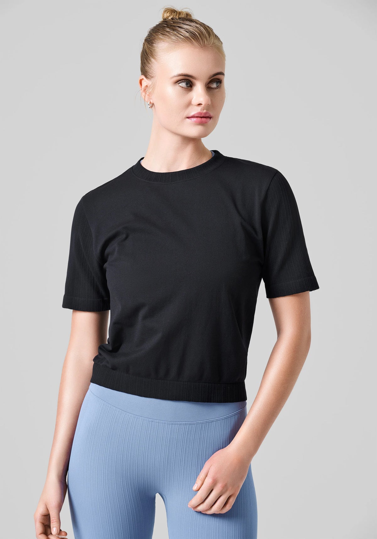 Casall Seamless Rib Sleeve Tee t-shirt Nera poliammide riciclata