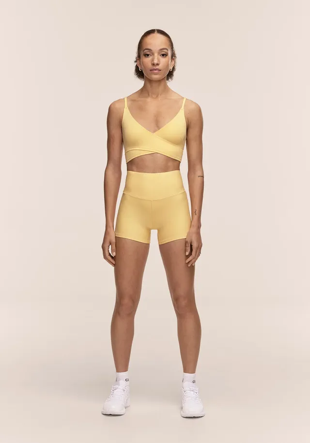 Casall Ultra High Waist hot pants soul yellow shaping allenamento