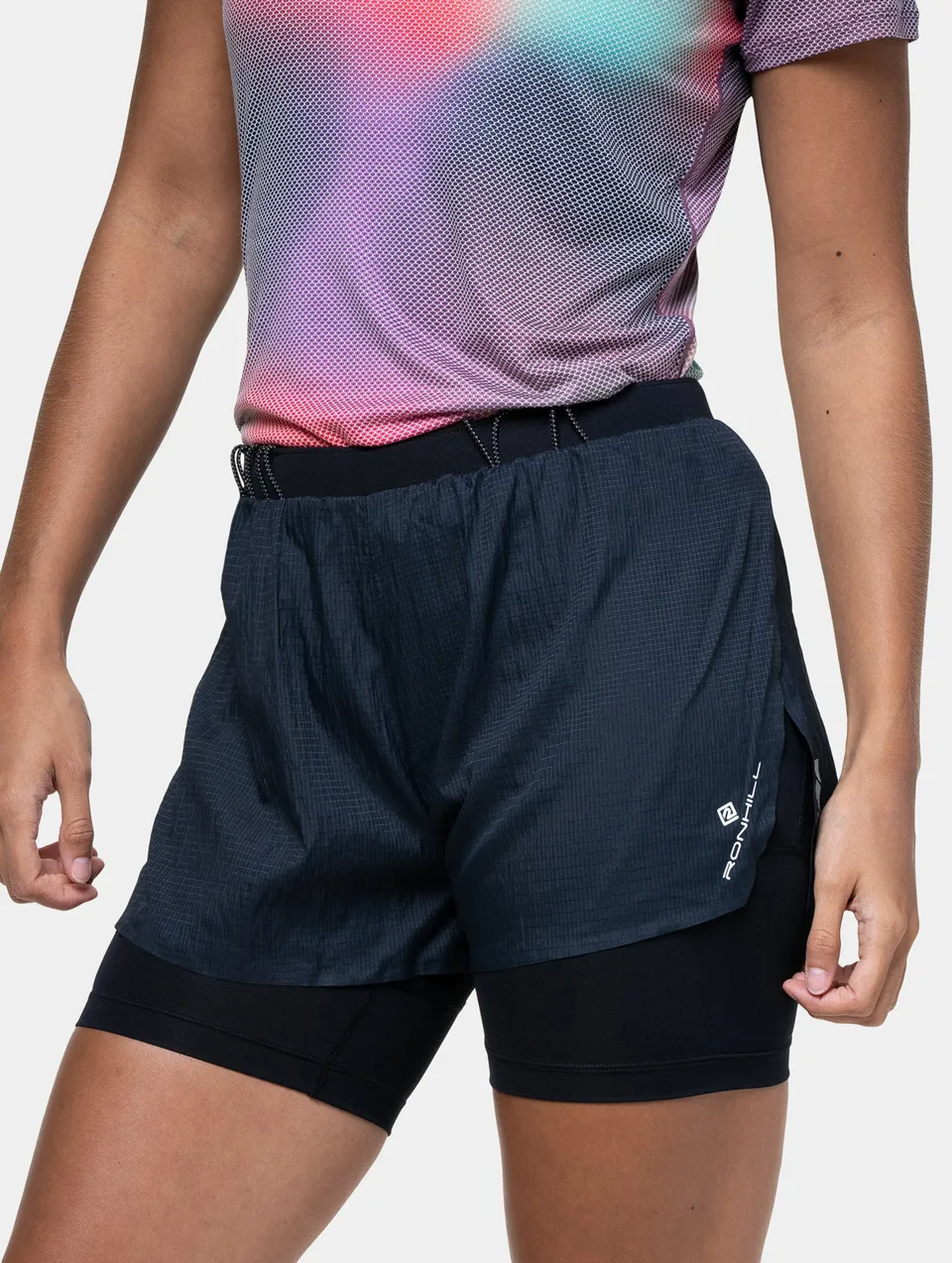 Ronhill Tech Race Twin Short pantaloncini gara donna neri leggeri