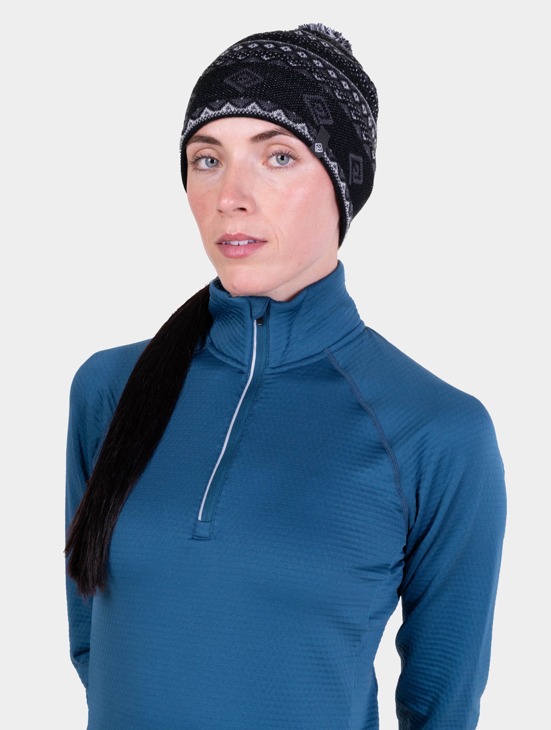 Ronhill Winter Bobble Hat berretto invernale nero con pon pon