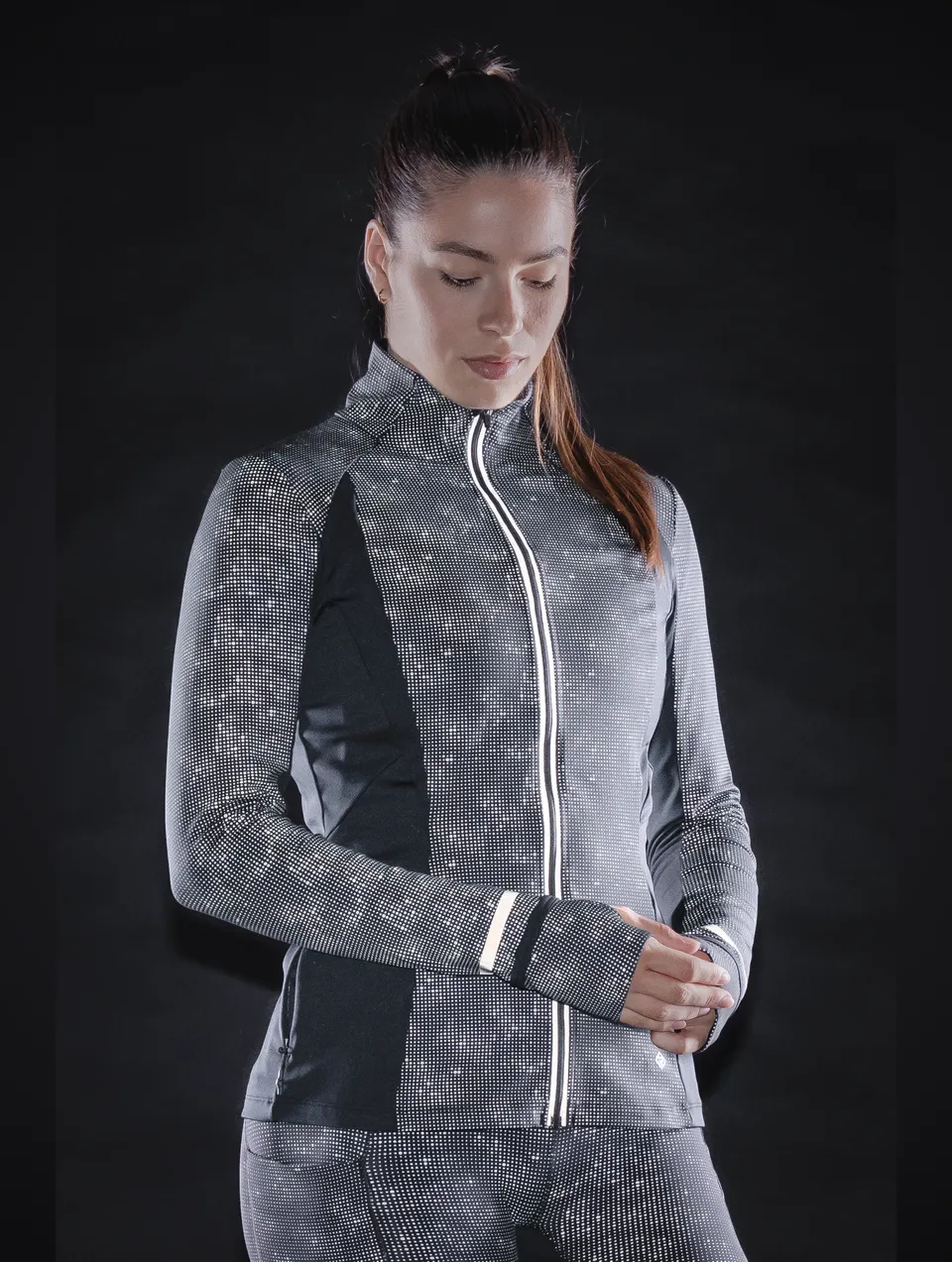 Ronhill Tech Reflect Lux giacca running donna nera termica