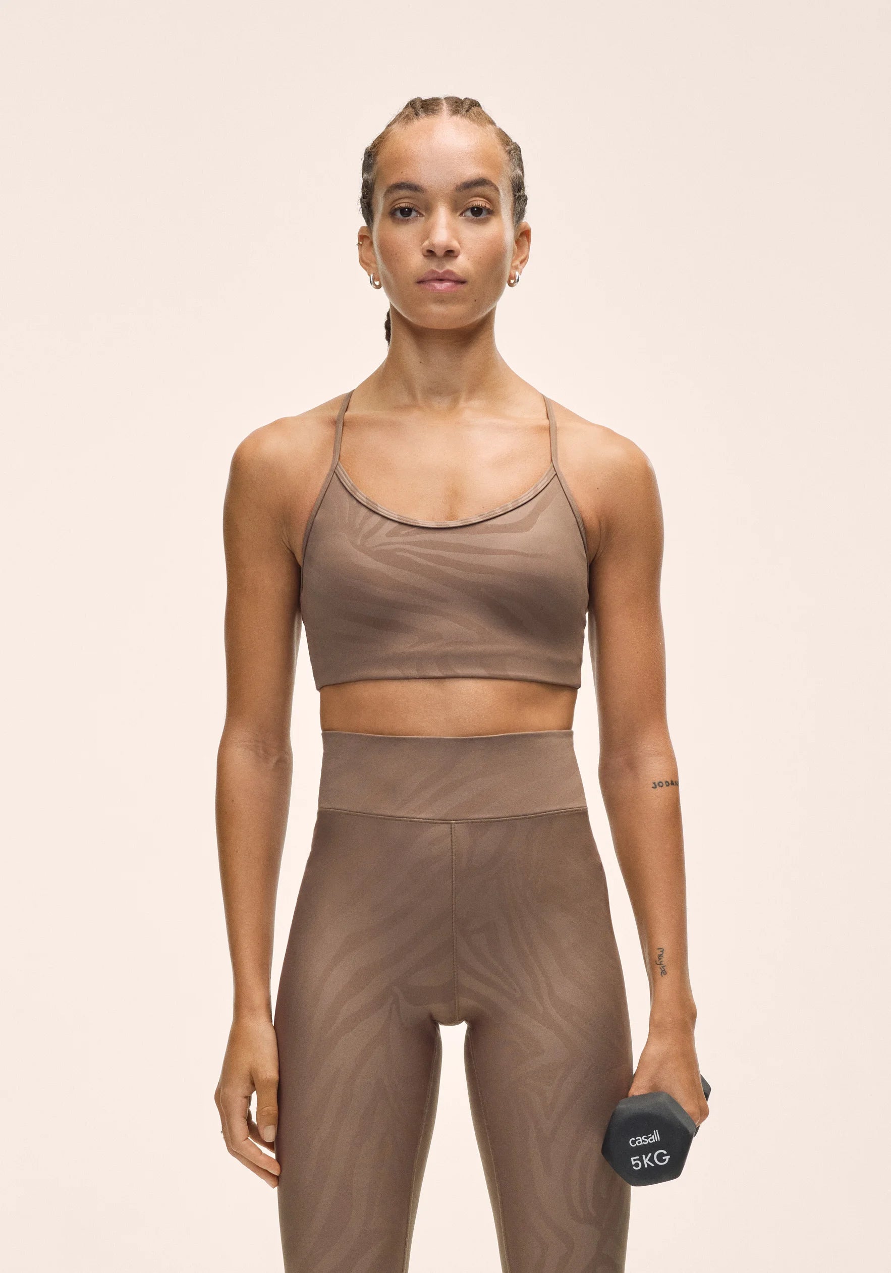 Casall Sleek Strappy reggiseno sportivo Zebra Khaki medio