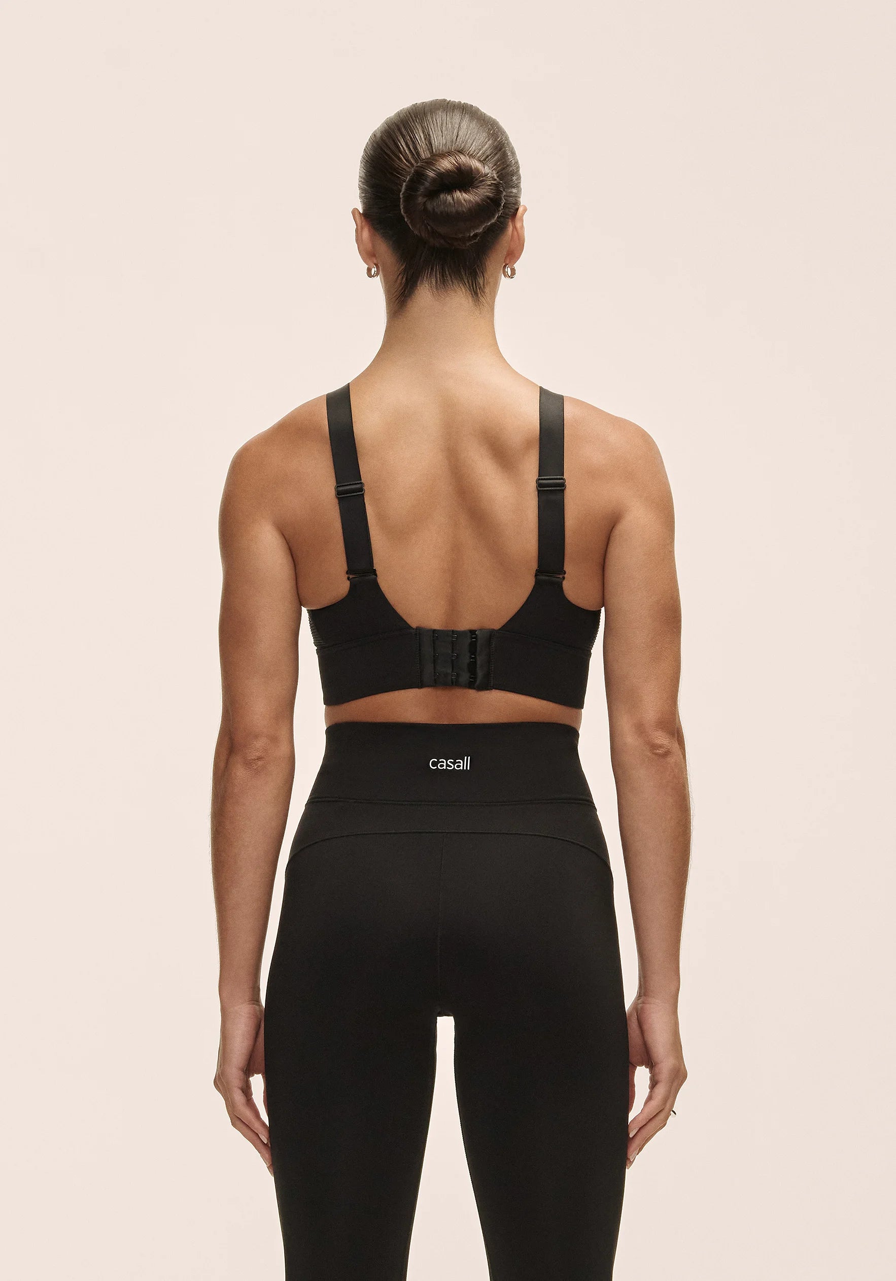 Casall Iconic Adjustable Sports Bra reggiseno nero sostegno alto
