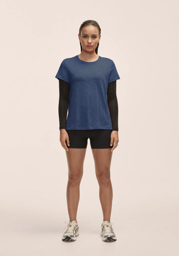 Casall Soft Texture Tee maglietta yoga Blue Shadow in Tencel