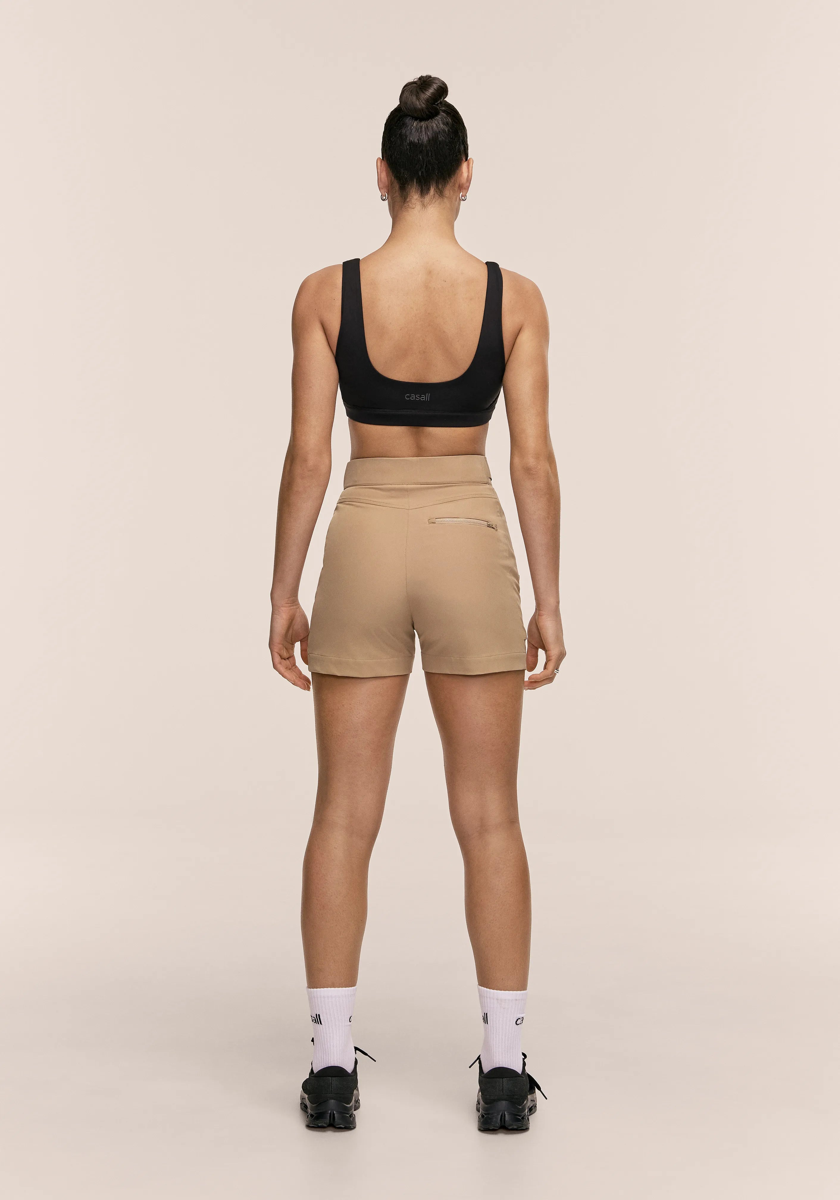 Casall Outdoor Active Shorts sabbia scuro con zip
