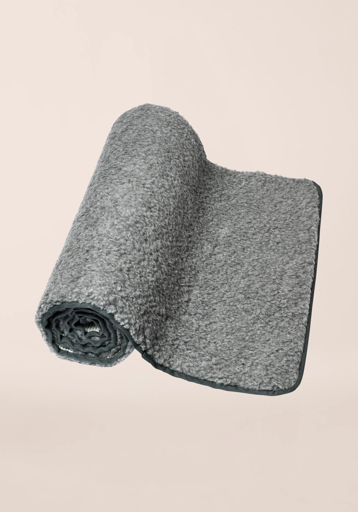 Casall Natural Wool tappetino yoga grigio scuro 200x75 cm