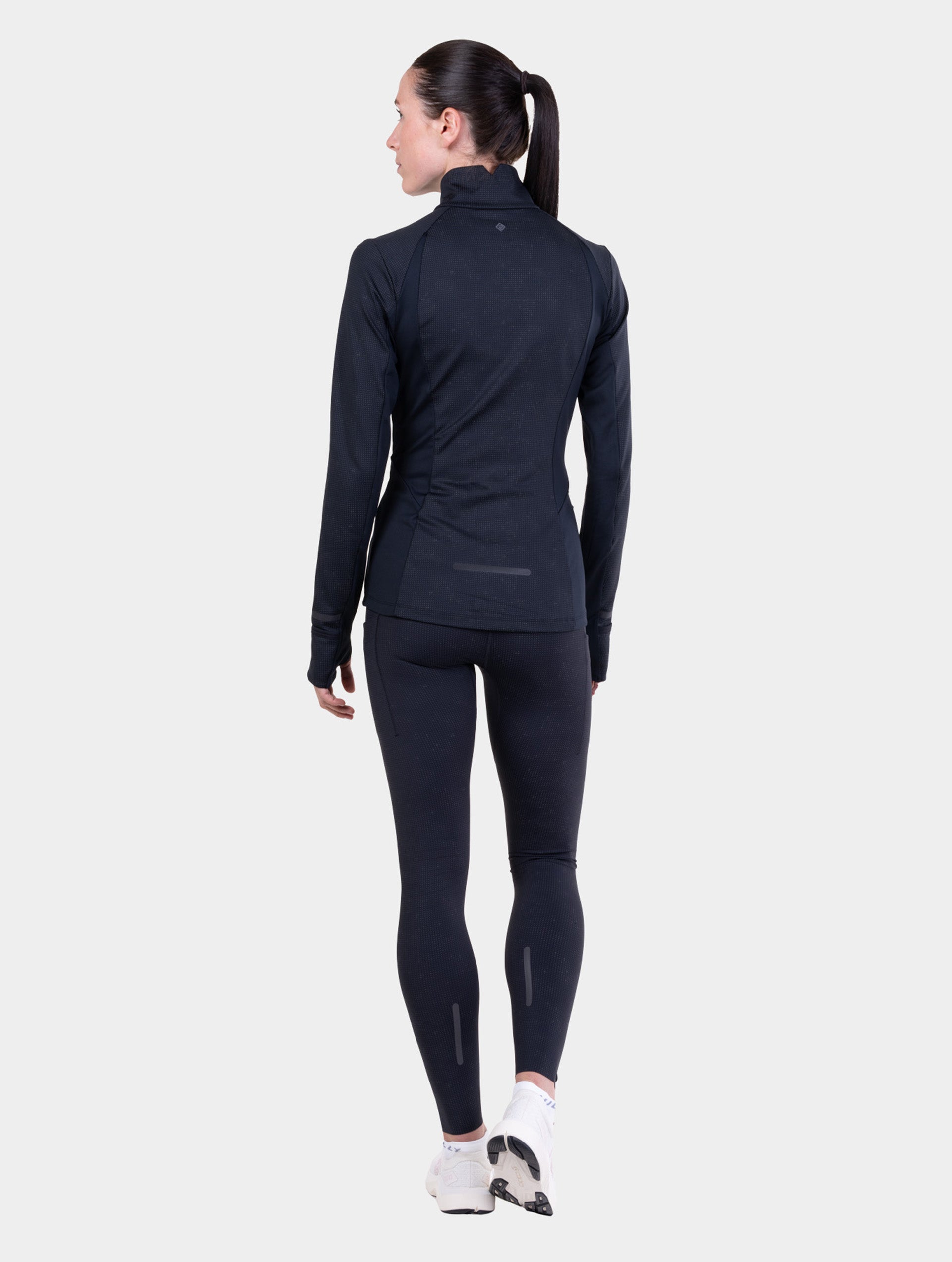 Ronhill Tech Reflect Lux giacca running donna nera termica