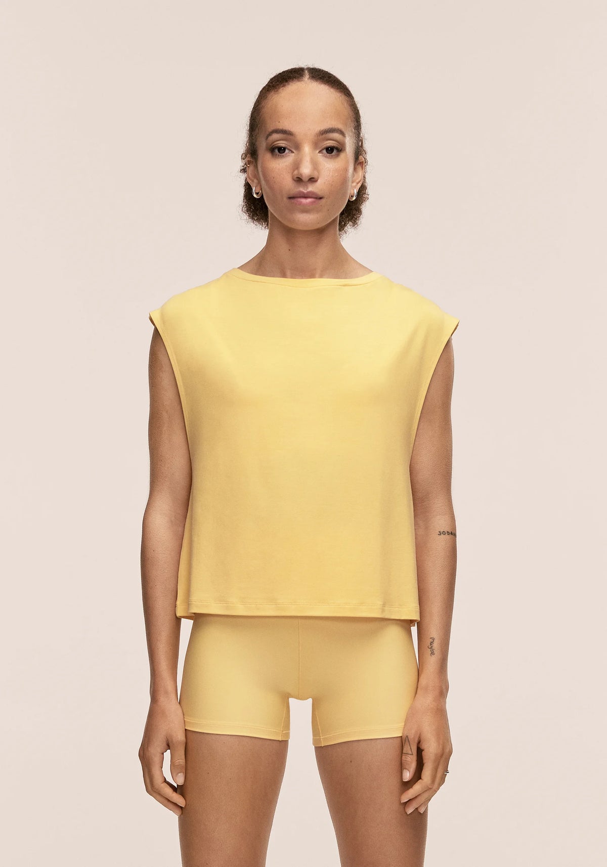 Casall Delight Boatneck Loose Tank canotta gialla Tencel