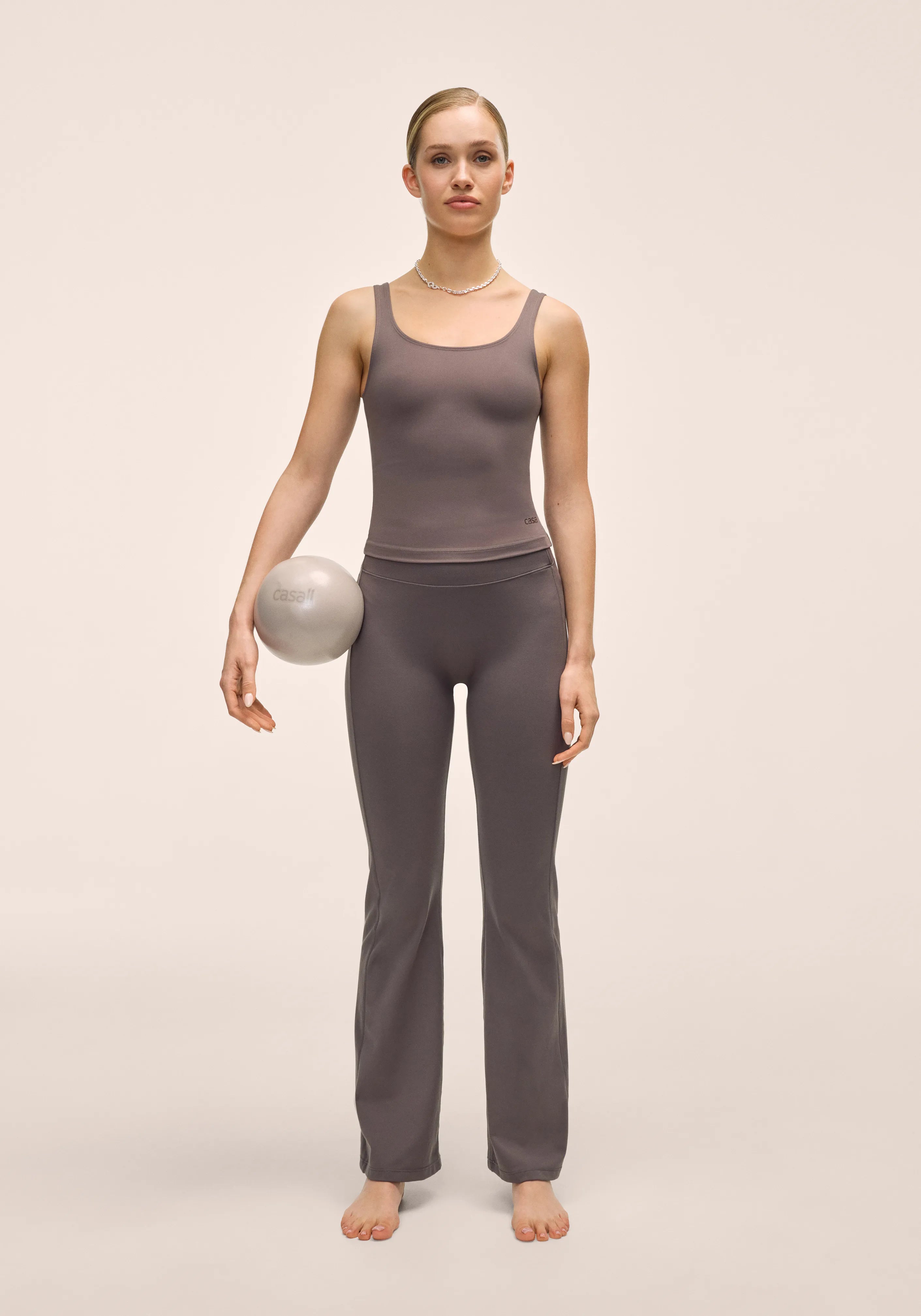 Casall Scoop Tank canotta grigio scuro modellante