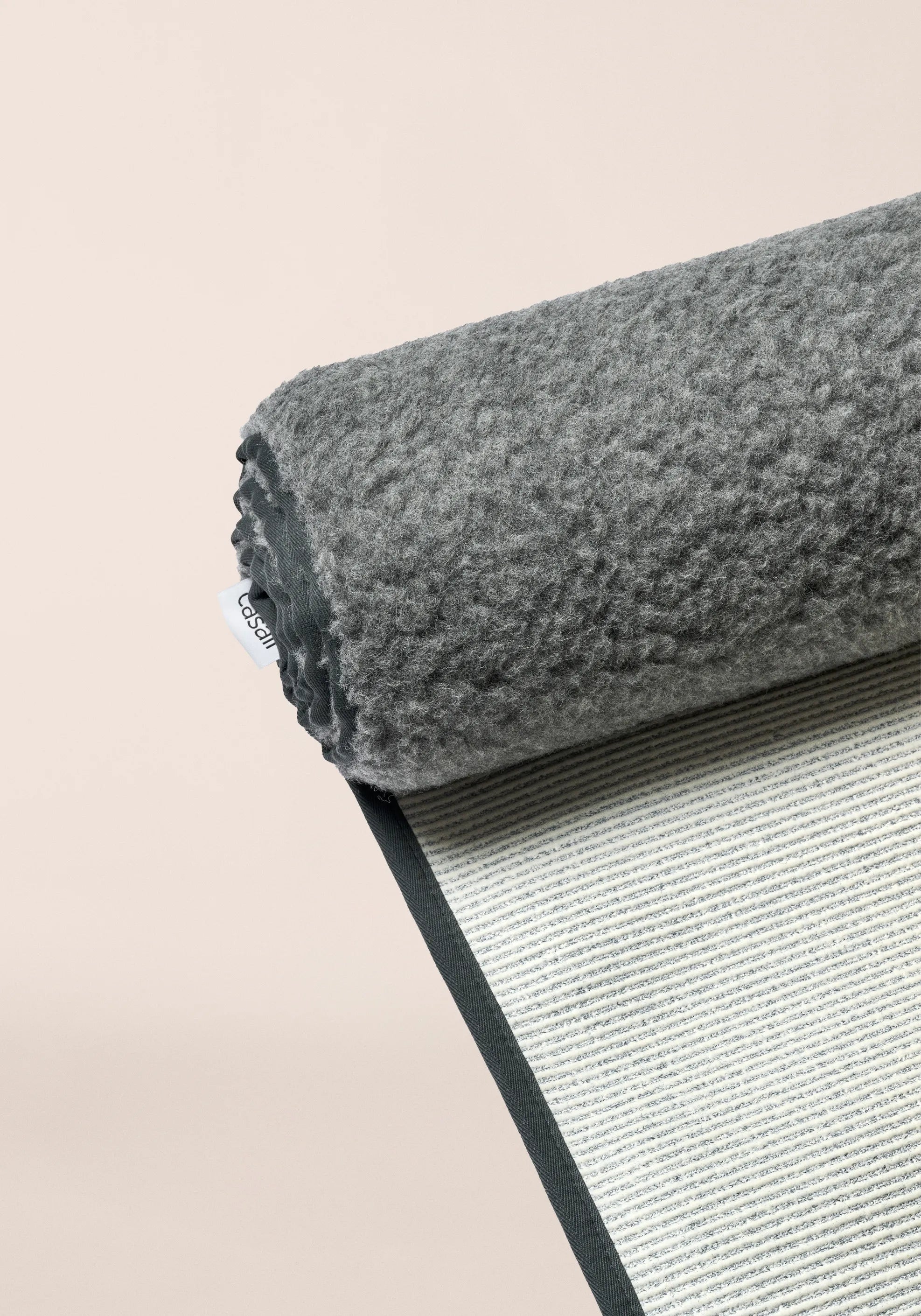 Casall Natural Wool tappetino yoga grigio scuro 200x75 cm