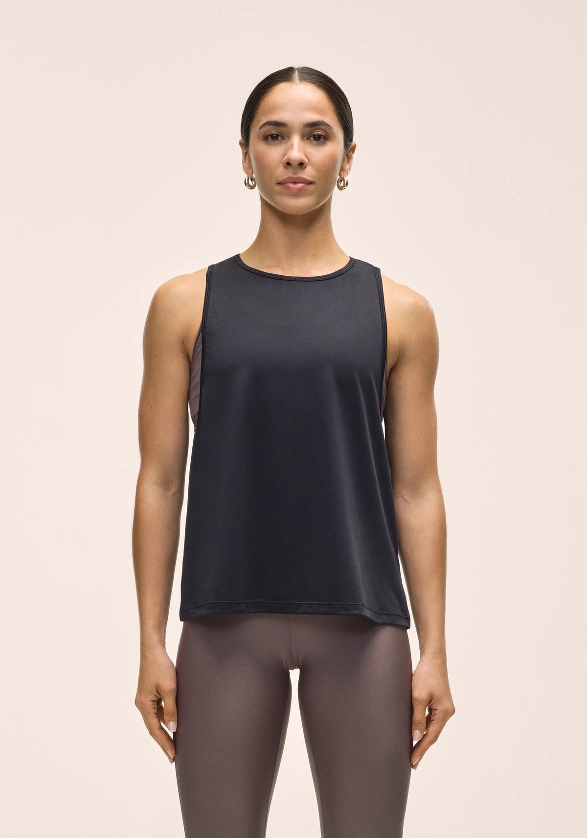 Casall Laser Mesh Flow Tank canotta nera traspirante