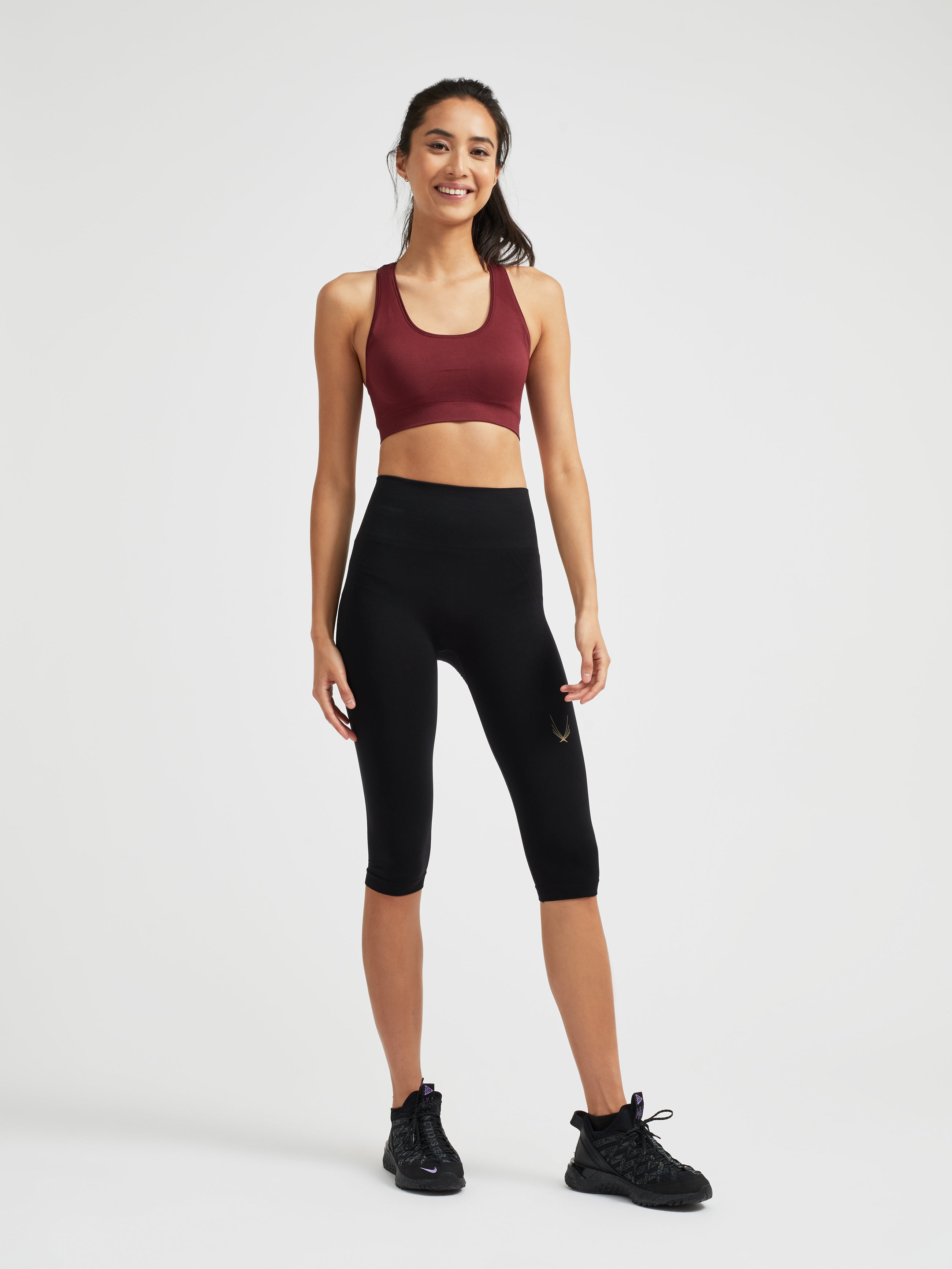 Lucas Hugh Technical Knit Sports Bra reggiseno bordeaux traspirante