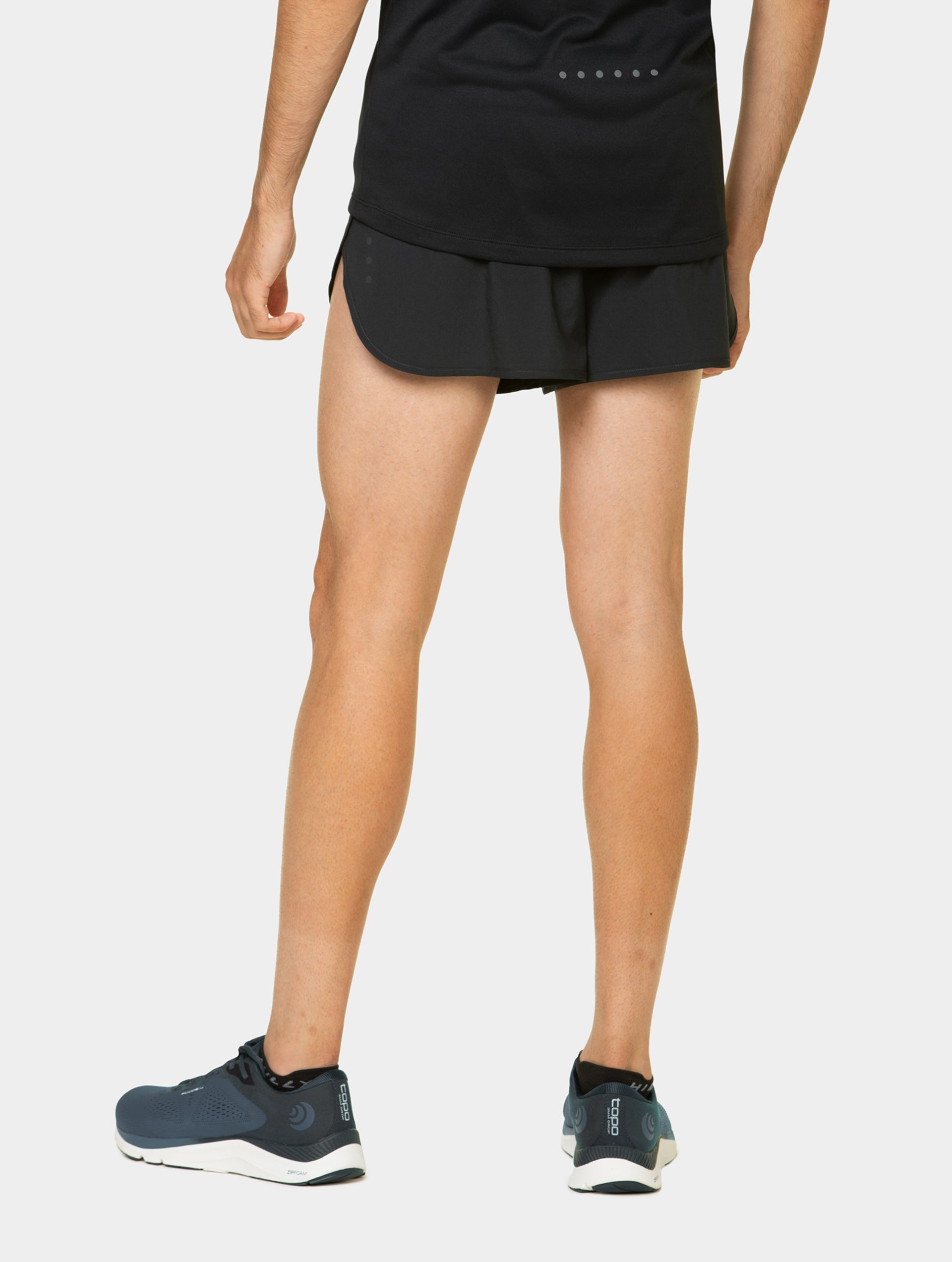 Ronhill Core Racer shorts running uomo nero con spacco