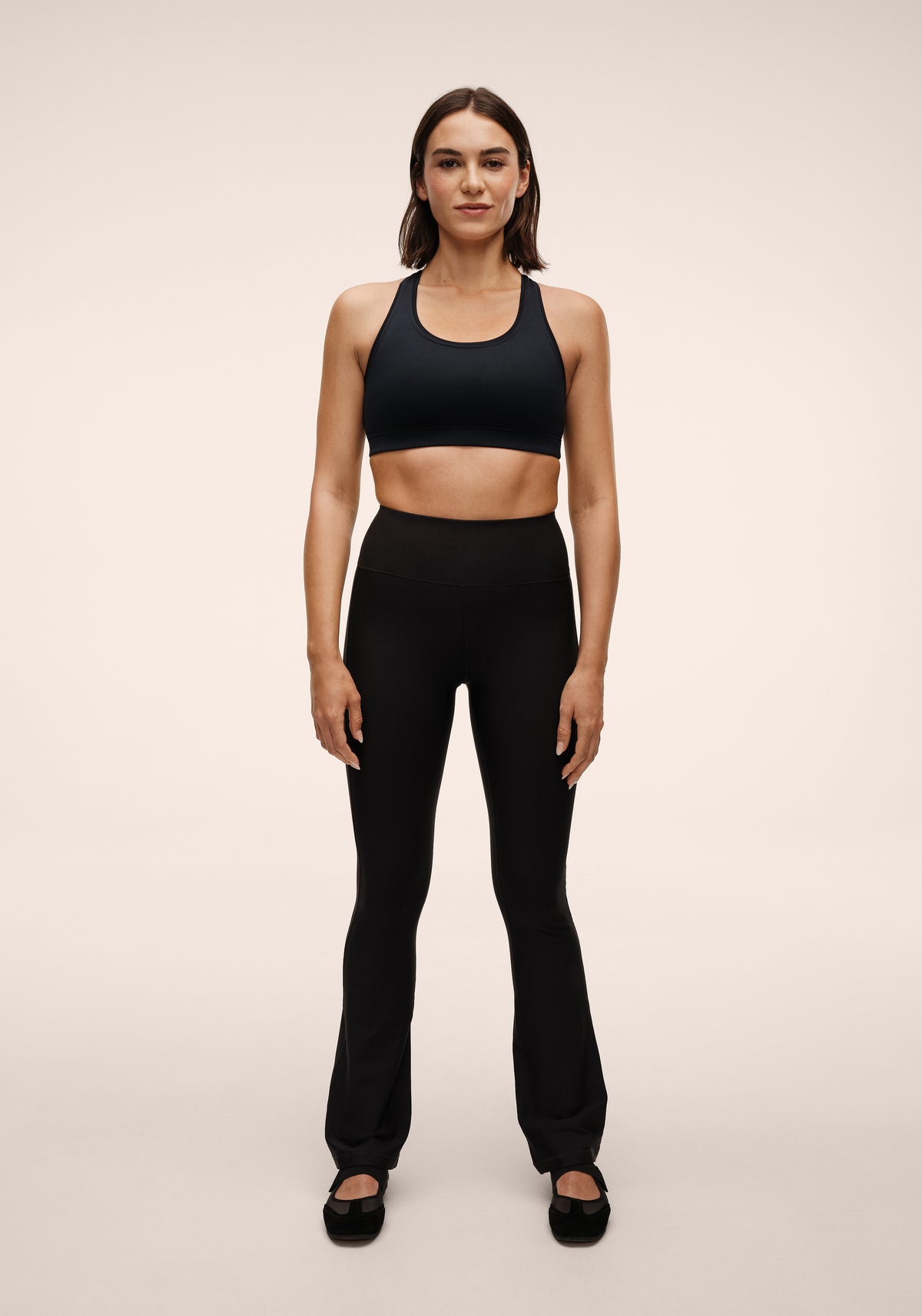 Casall Flare High Waist Pant pantaloni nero modellante