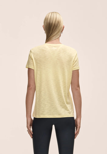 Casall Soft Texture Tee maglietta Yellow Steam in Tencel