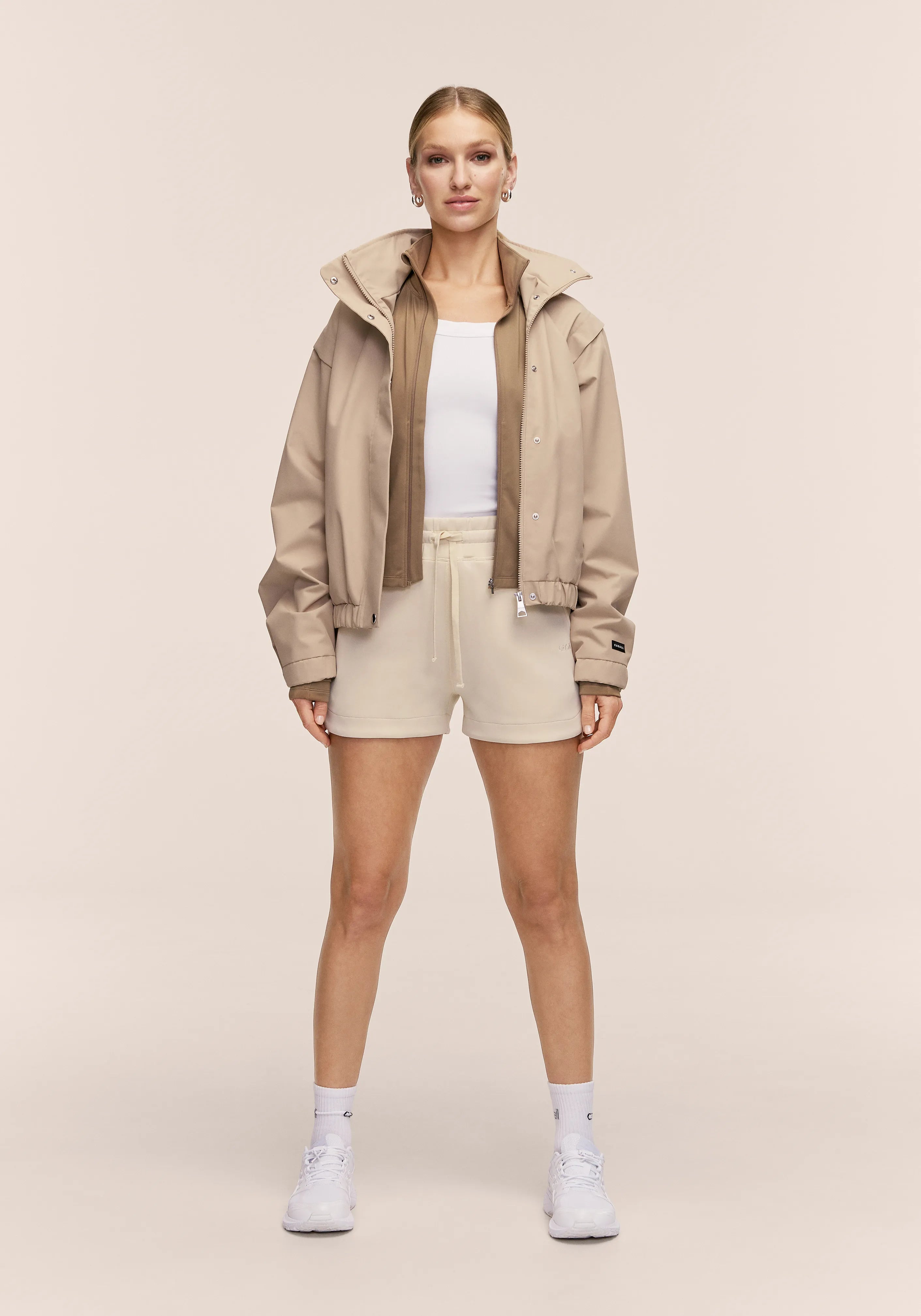Casall Peachy Shorts pantaloncini lamb white morbidi