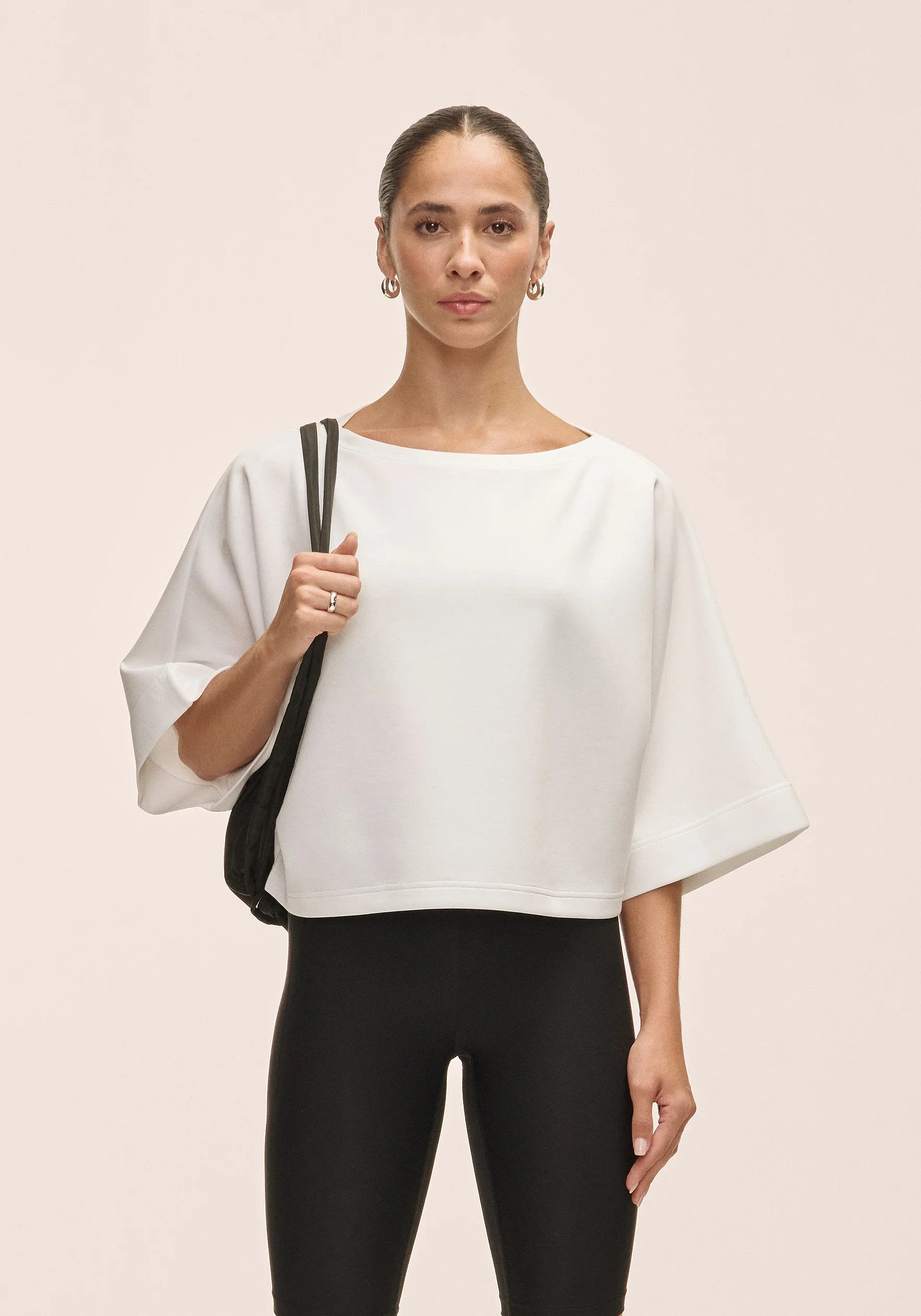 Casall Aria Cropped Boatneck maglia cropped bianca rilassata