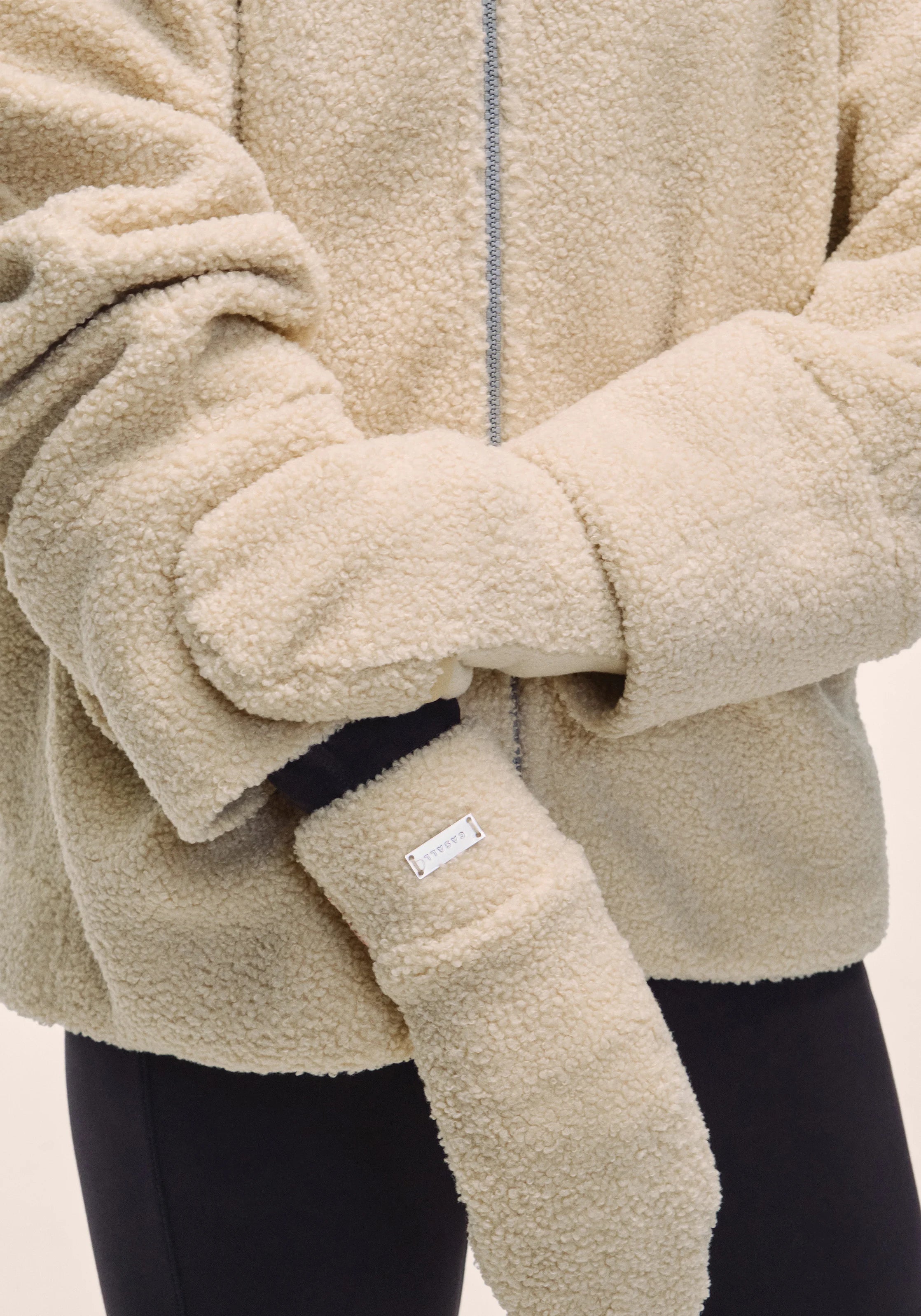Casall Sherpa Short Zip Jacket Giacca Ecru pile caldo