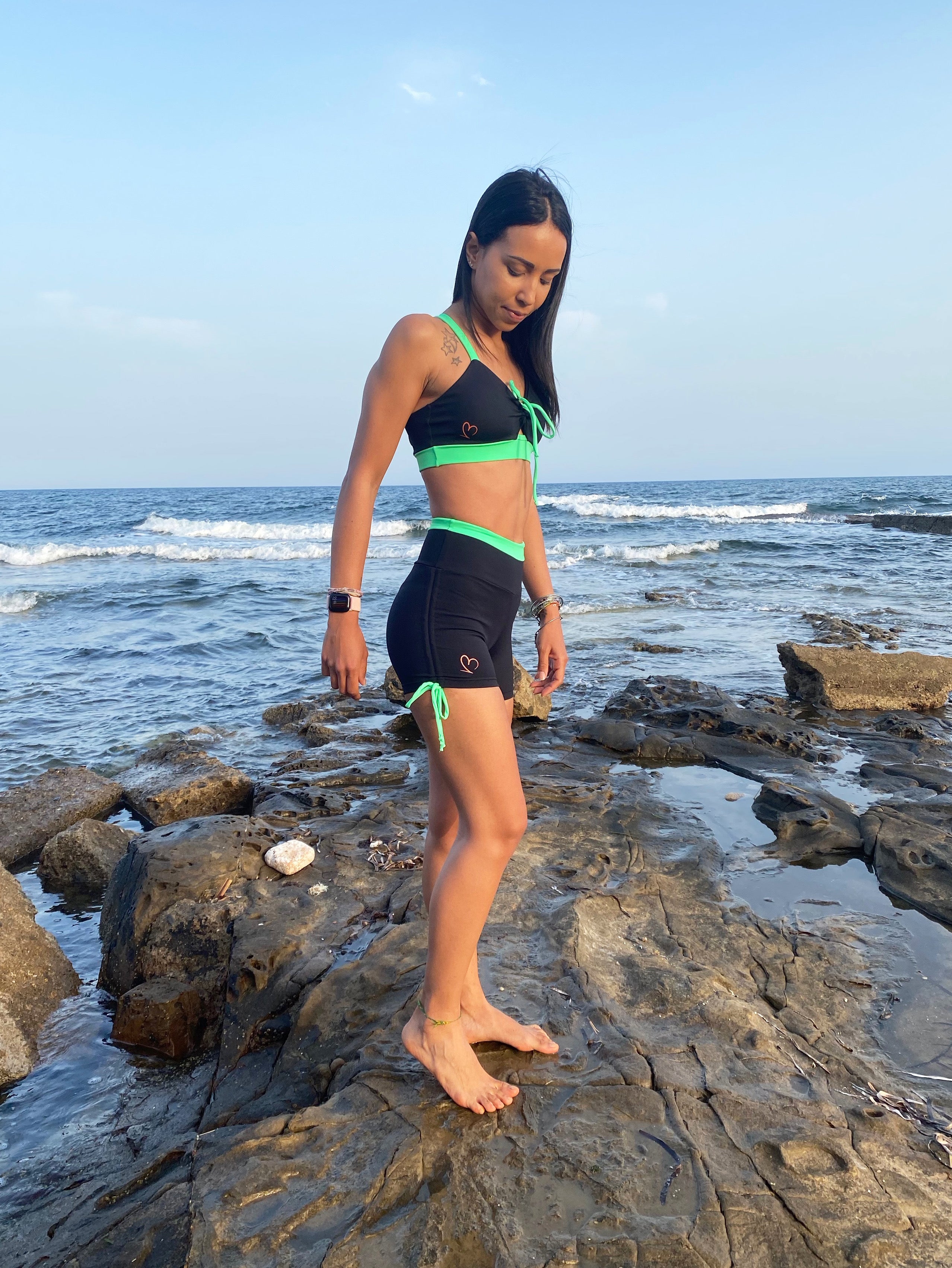 VB Daffy top sportivo con coppe