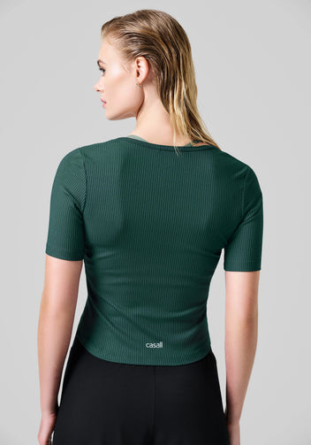 Casall Scoop Rib Tee maglietta Dark Pine elasticizzata