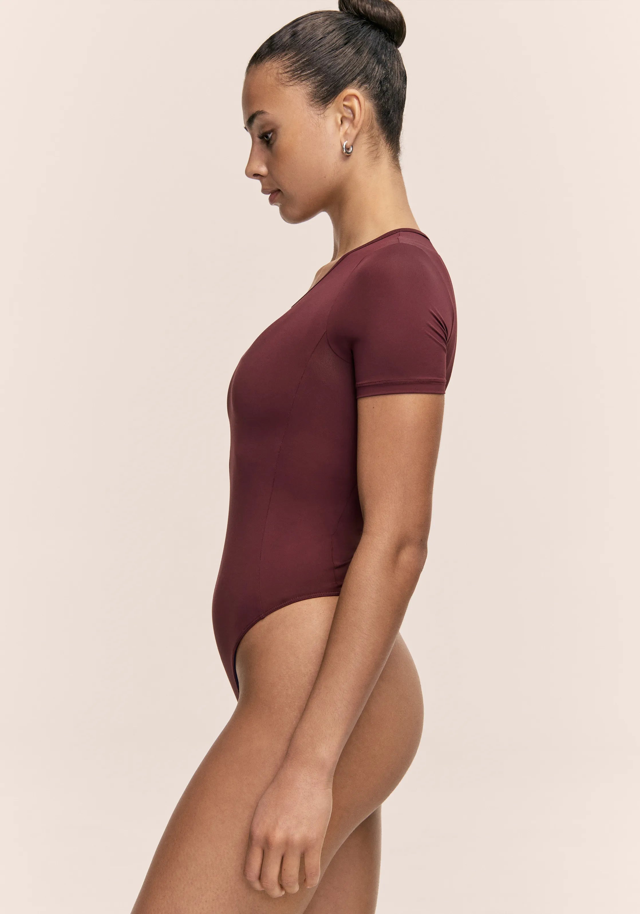 Casall Studio Body maglia training Cherry Moon slim