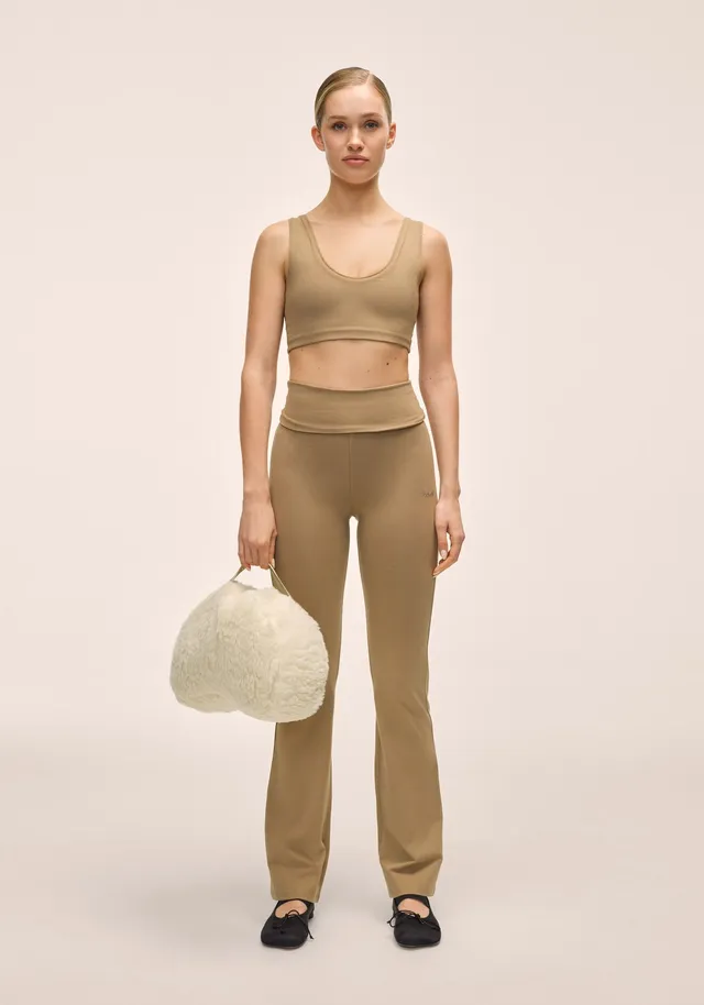 Casall Sublime Folded Flare pantaloni kaki vita ripiegata