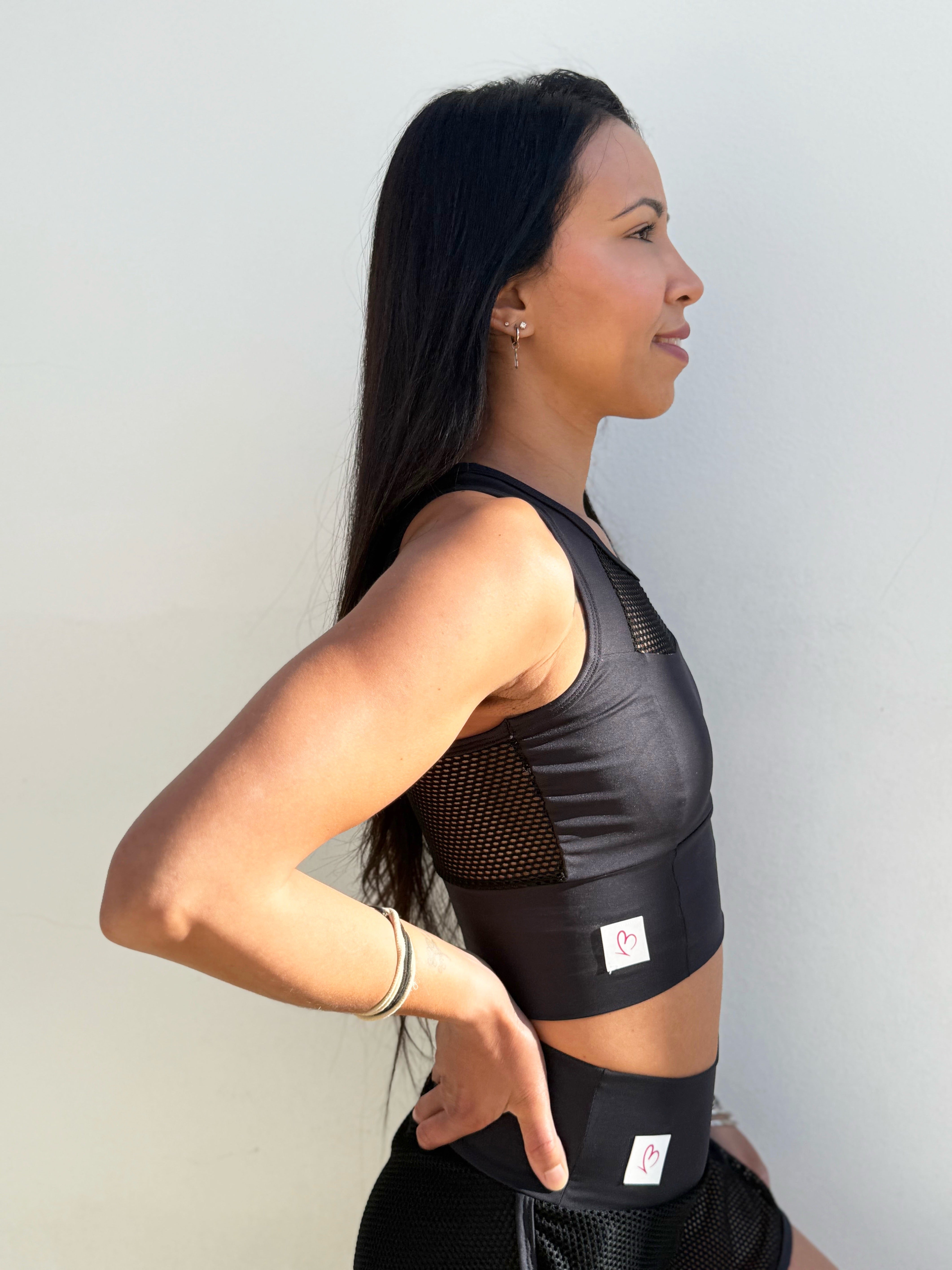 VB Aura top sportivo crop con rete