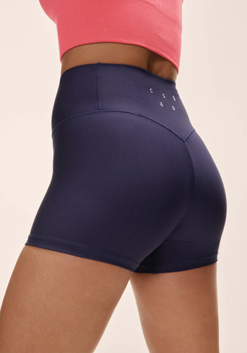 Casall Ultra High Waist Hot Pant shorts Purple Eclipse vita alta