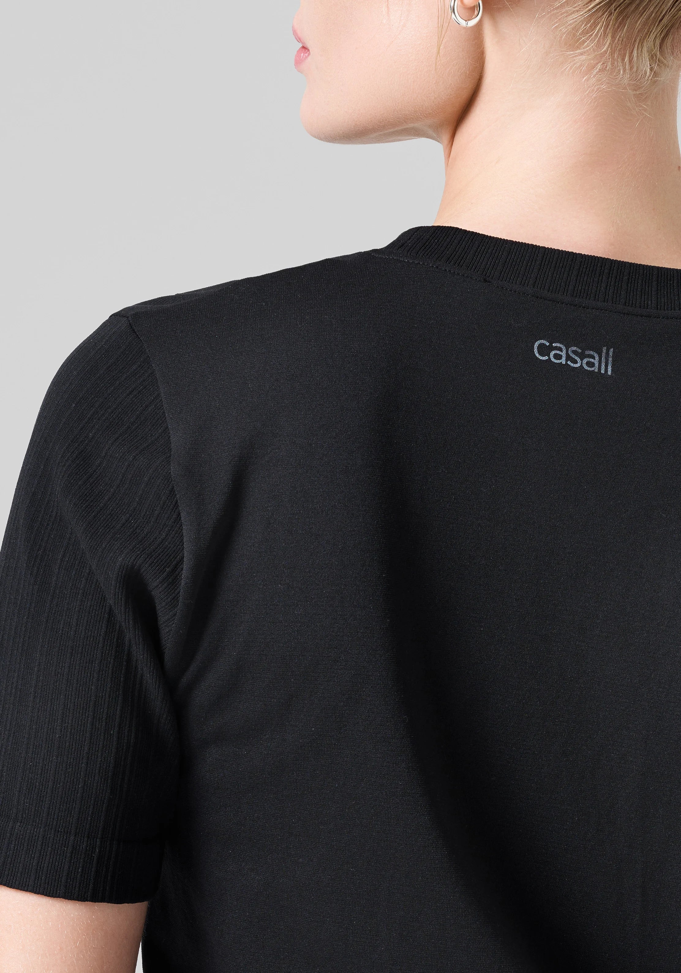 Casall Seamless Rib Sleeve Tee t-shirt Nera poliammide riciclata