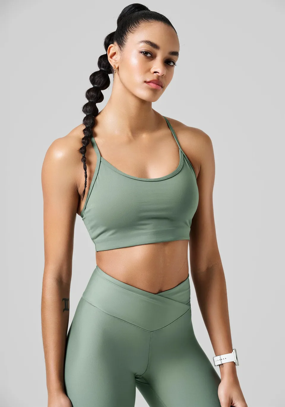 Casall Sleek Strappy reggiseno sportivo verde supporto medio