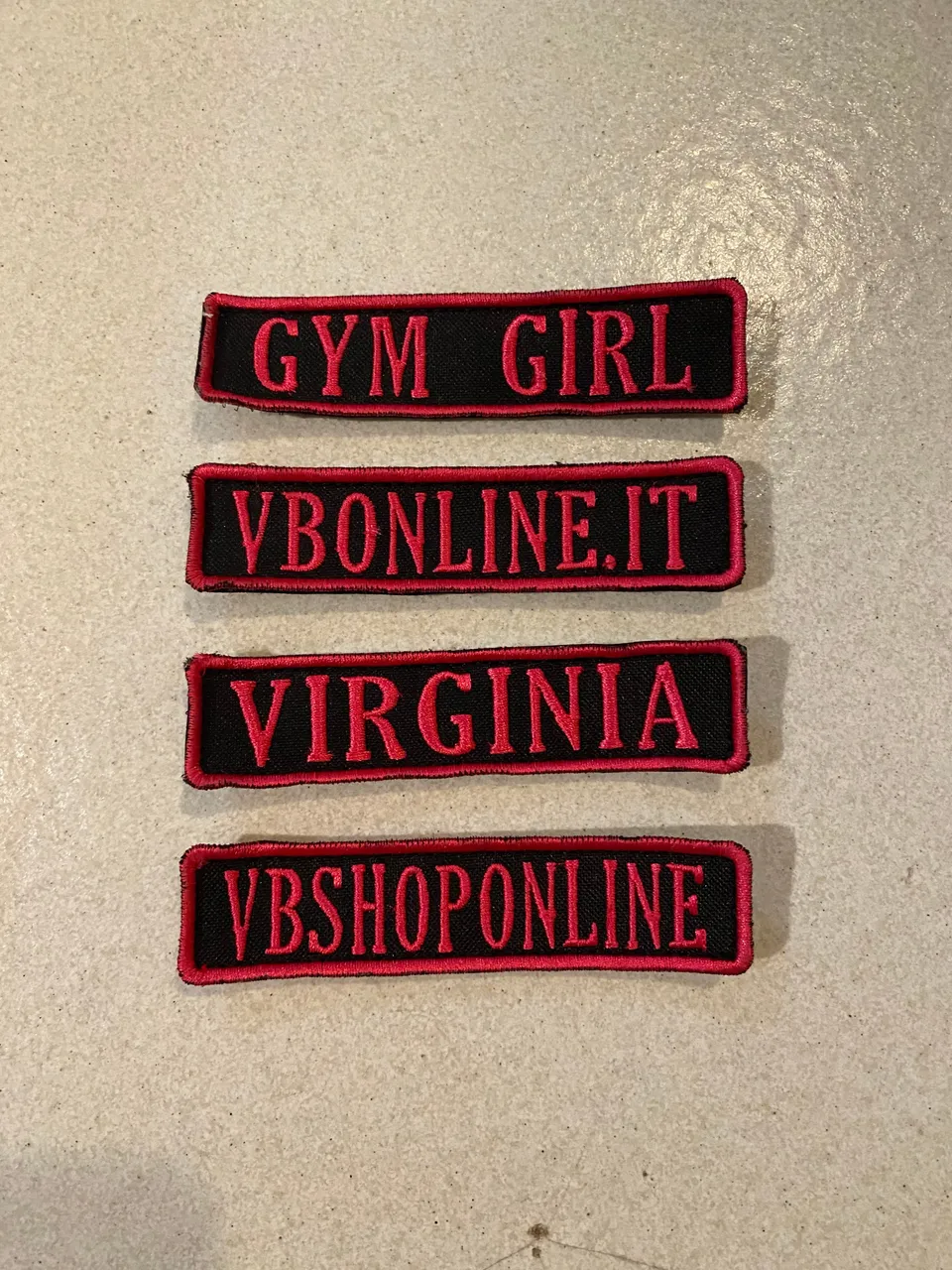 VB Patch Personalizzate Patch Ricamata Max 12 Lettere