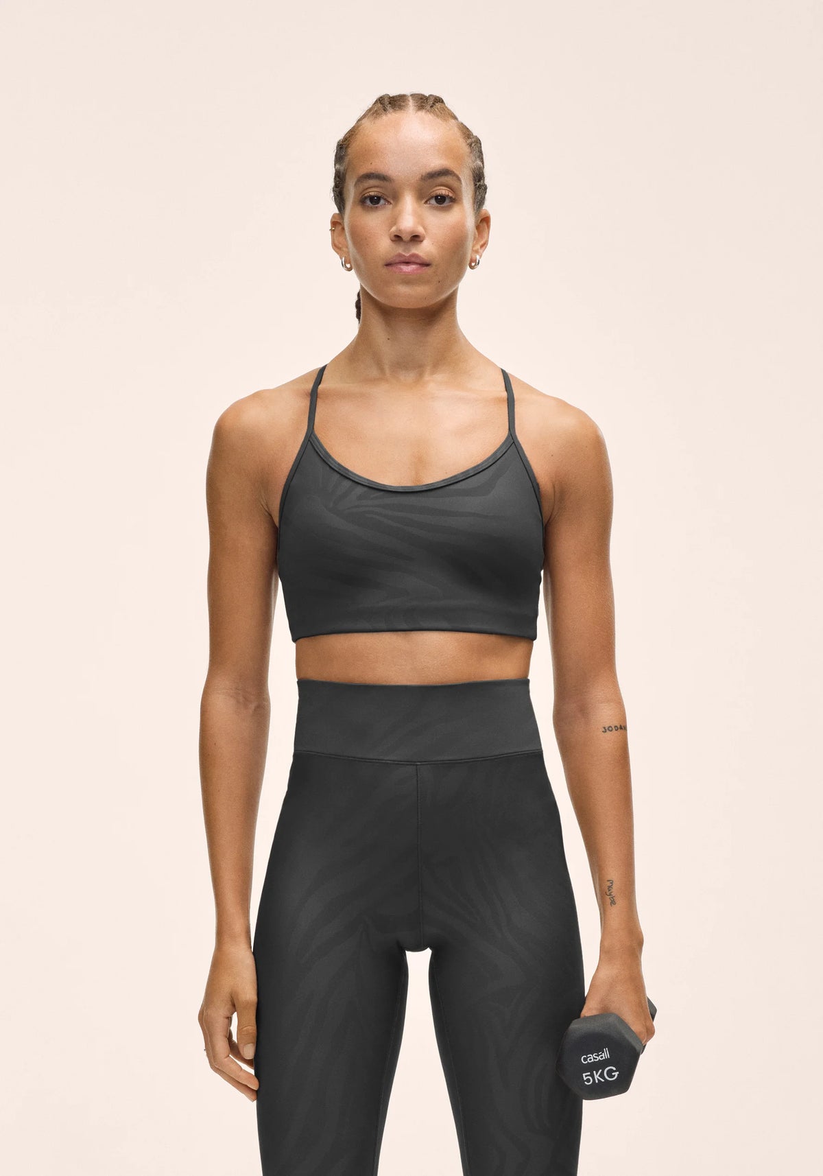 Casall Sleek Strappy Printed reggiseno zebra nero medio