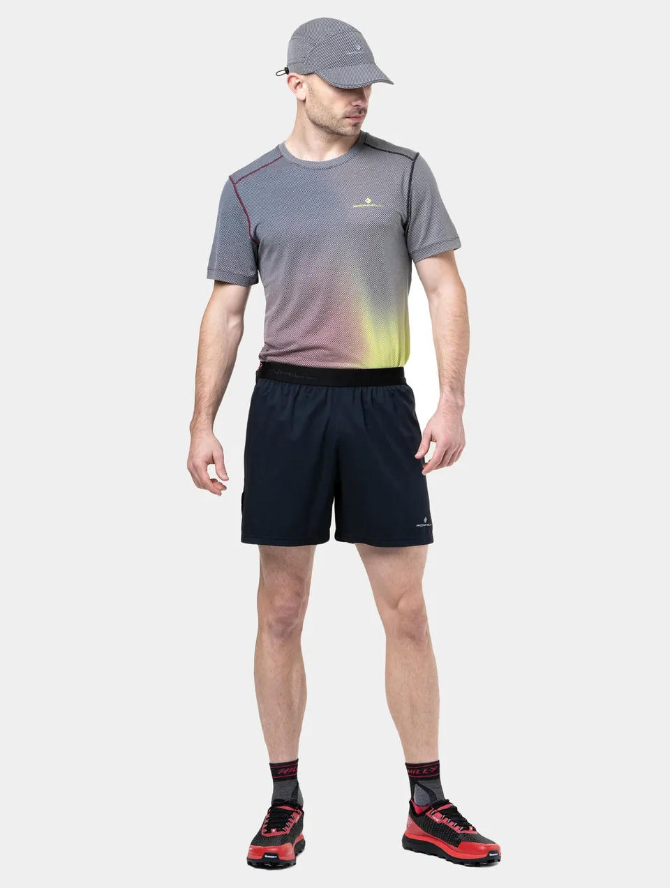 Ronhill Tech All-Terrain 5" Short pantaloncini running neri tasche