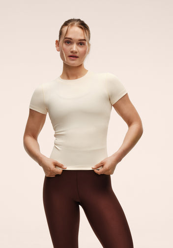 Casall Defined Rib t-shirt crema coste elasticizzata