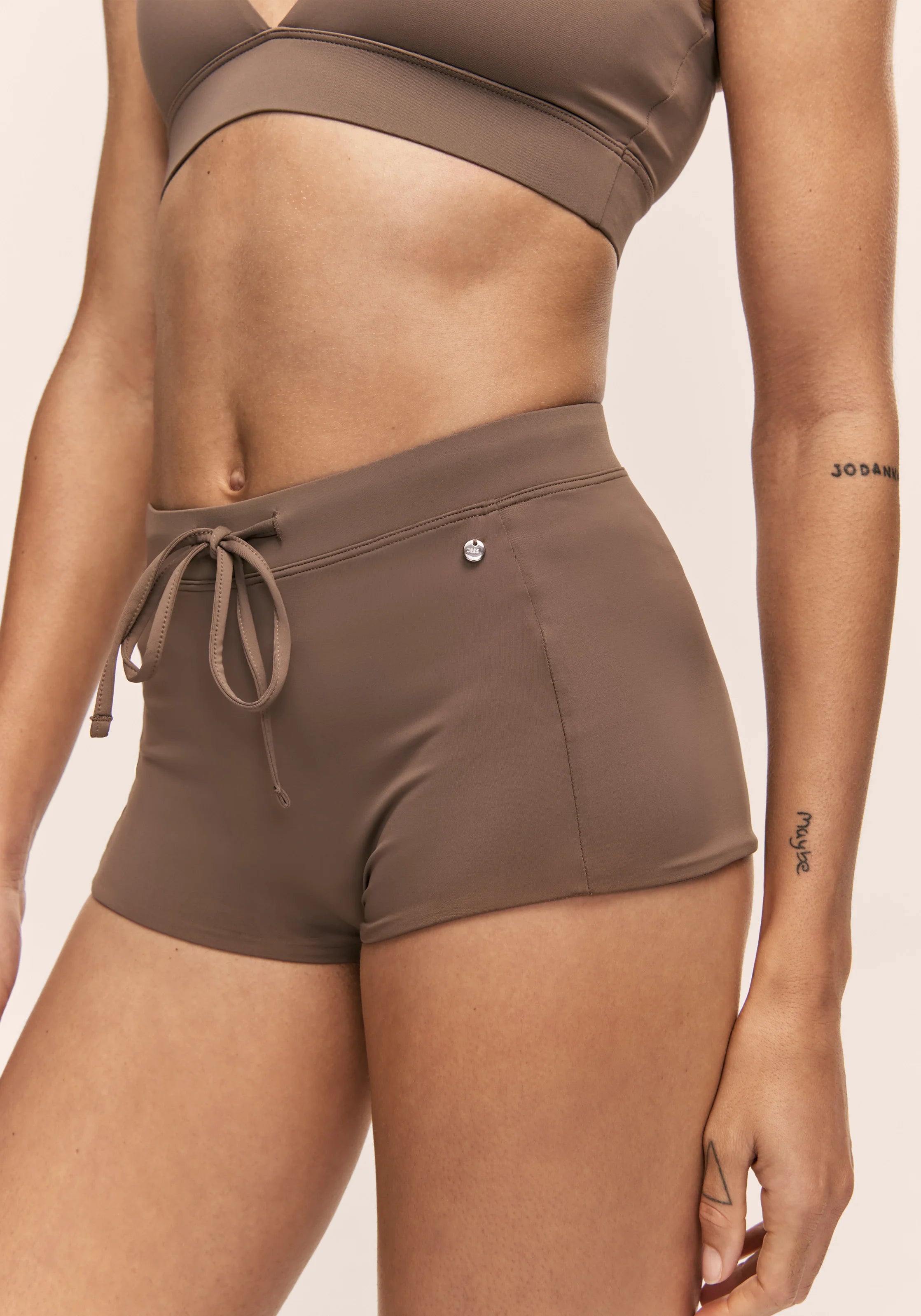 Casall Millenial Bikini Shorts costume Kaki protezione UV
