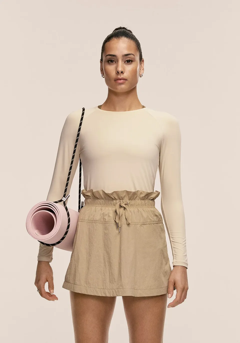 Casall Sling Active Woven Skirt gonna sabbia scuro riciclata