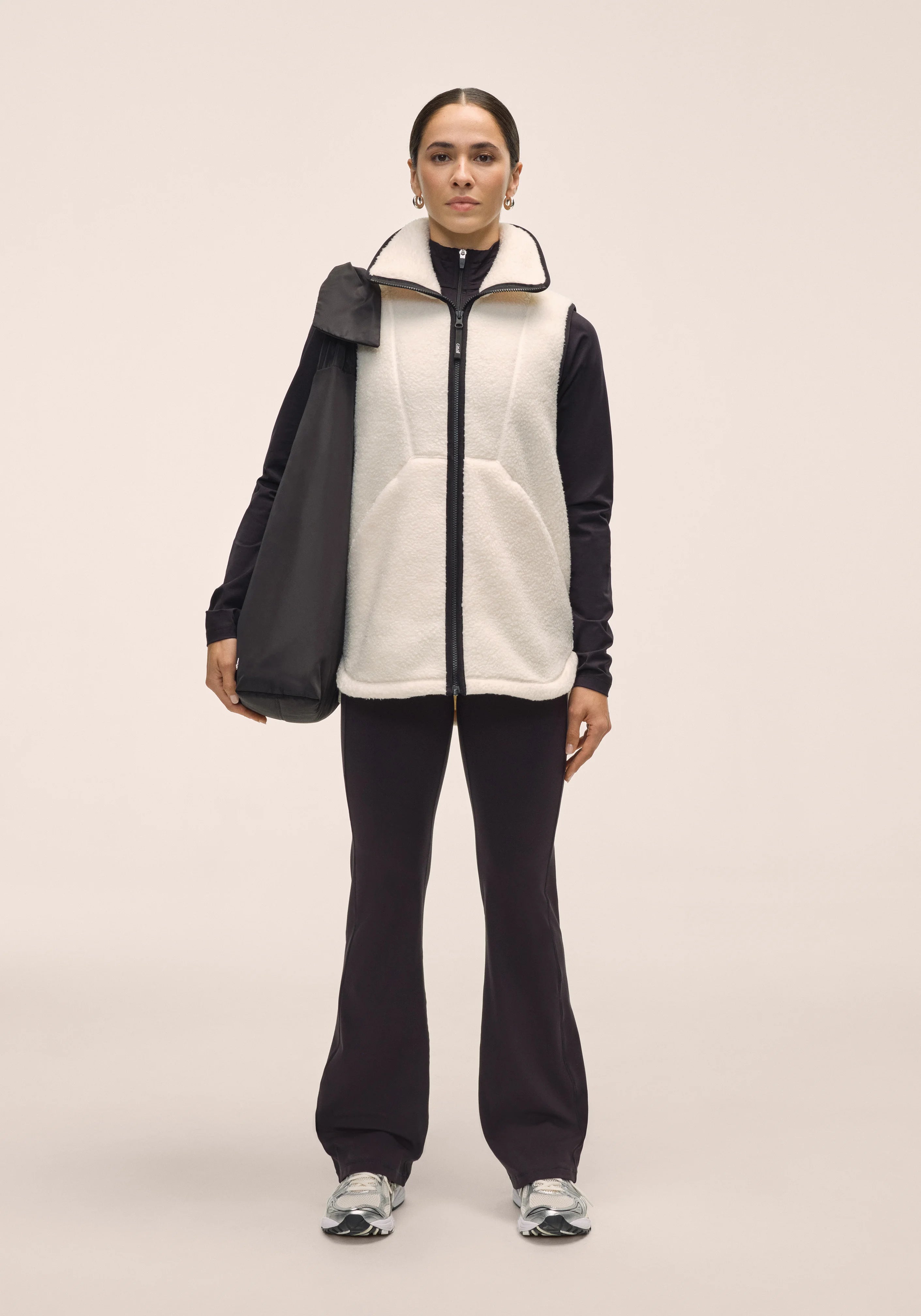 Casall High Collar gilet in pile bianco collo alto