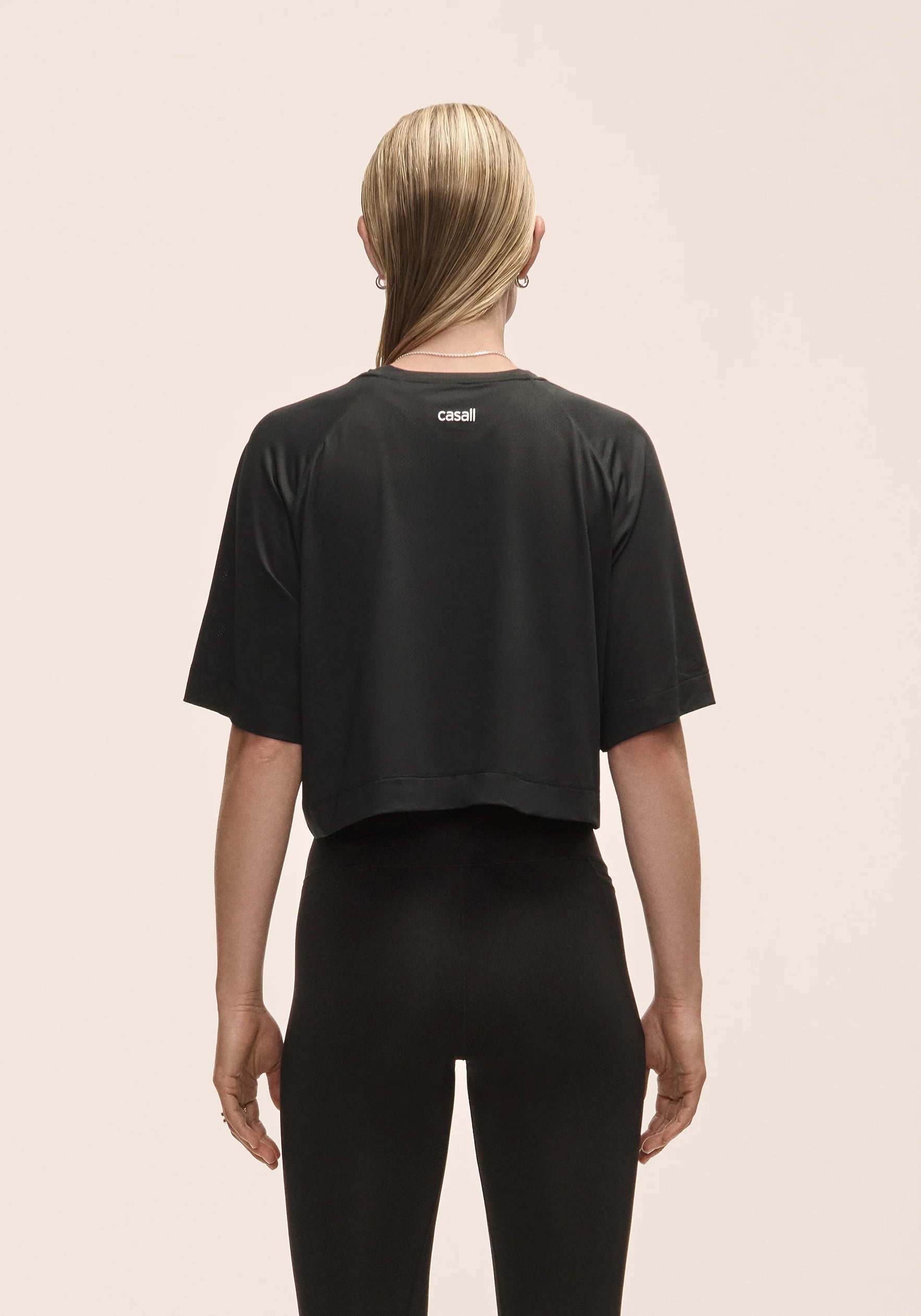 Casall Laser Mesh Crop Tee t-shirt sportiva Black traspirante