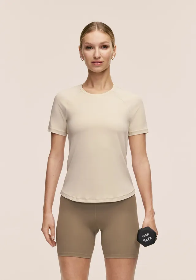 Casall Essential Tee t-shirt ecru seamless XS-XL