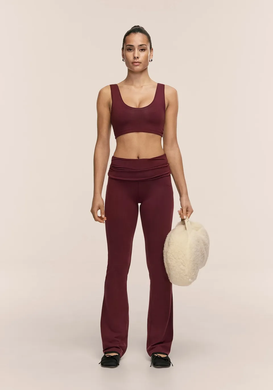 Casall Sublime Folded Flare pantaloni yoga ciliegia
