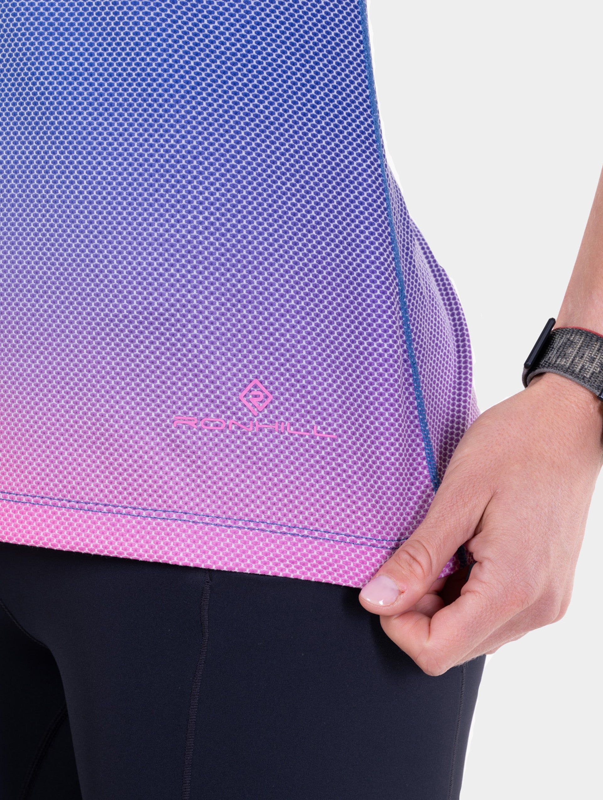 Ronhill Tech Golden Hour maglia corsa donna Orchid Glow traspirante